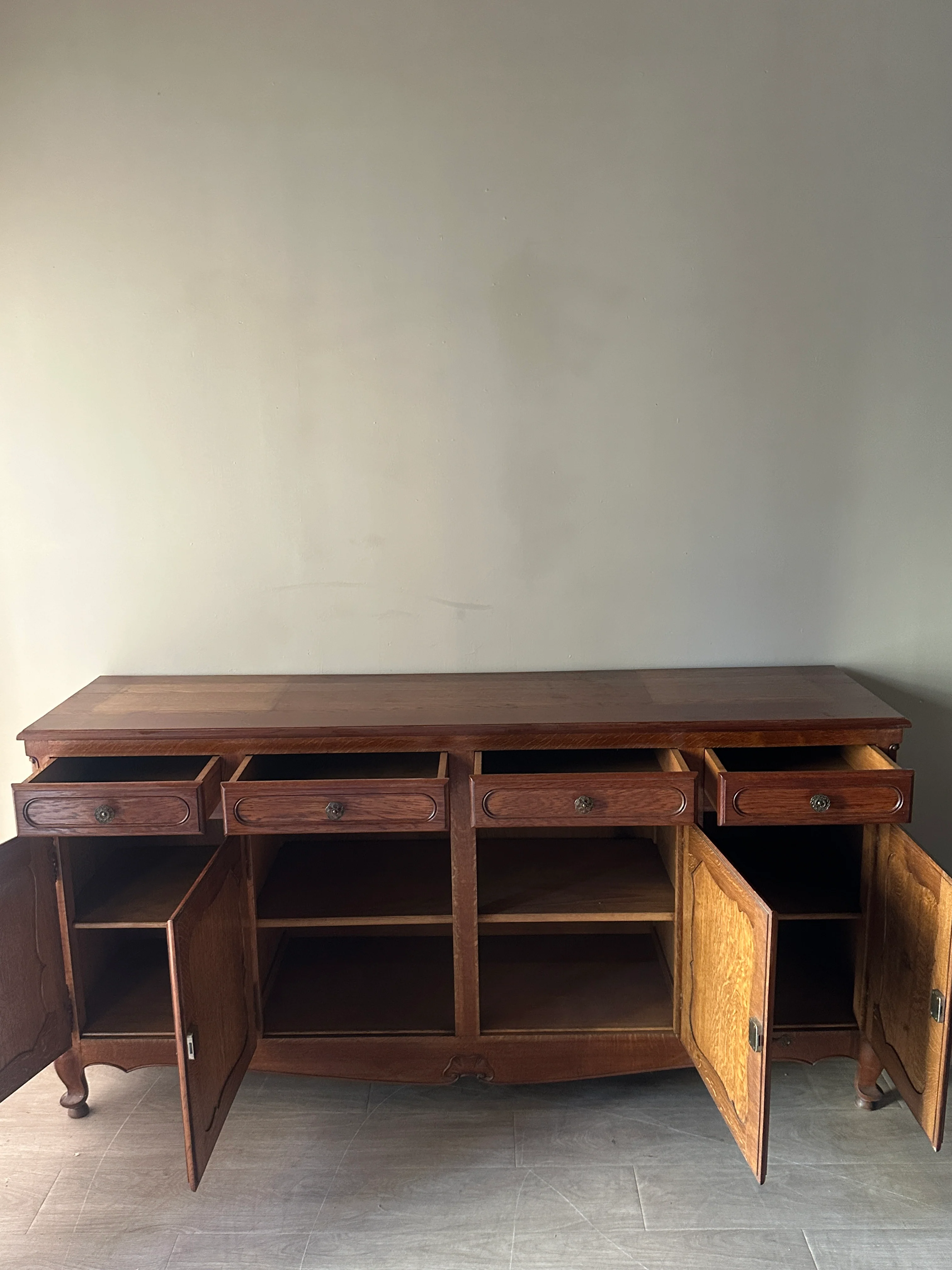 French Oak sideboard - Image 4