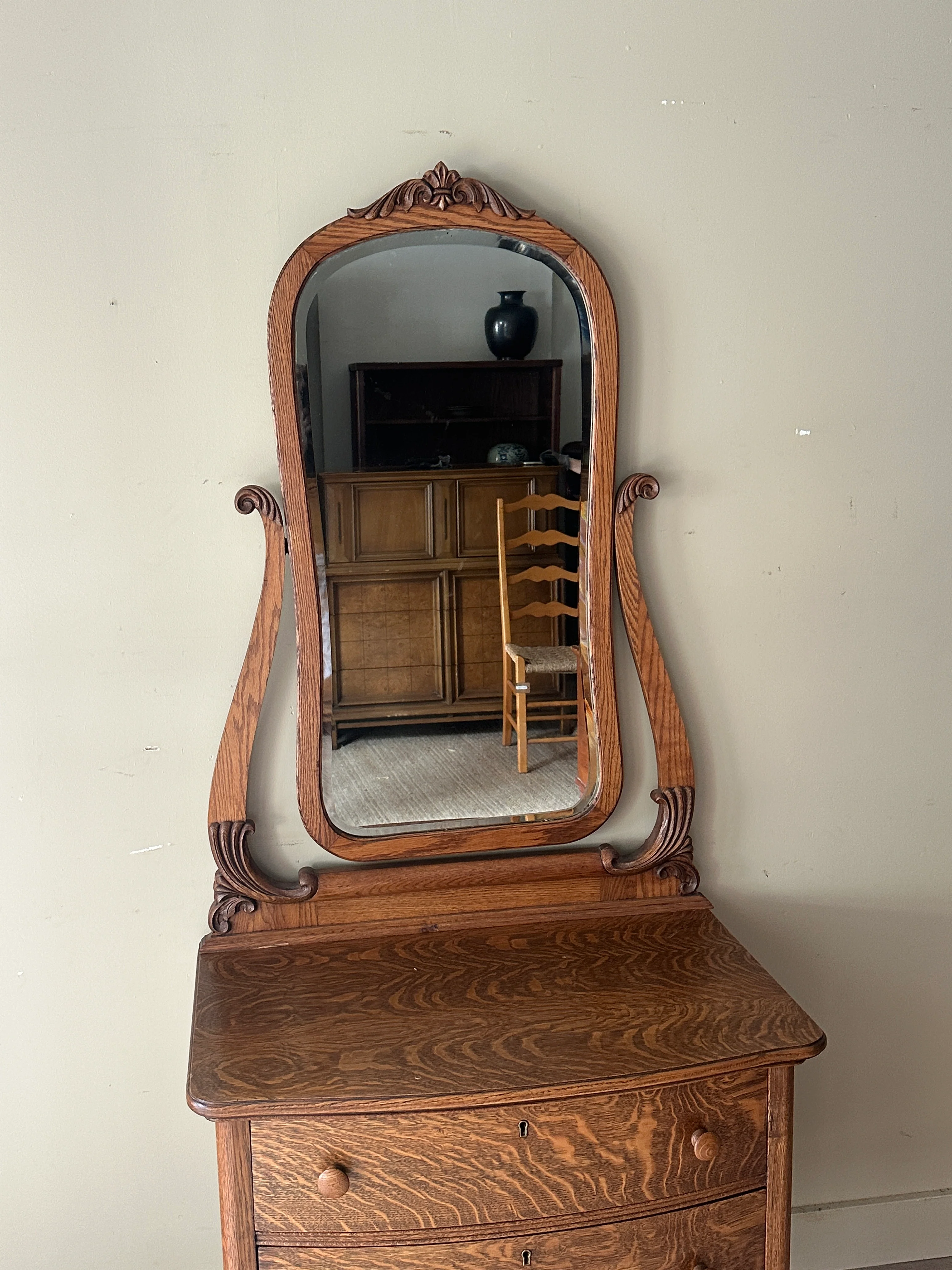 Oak vanity dresser - Image 2
