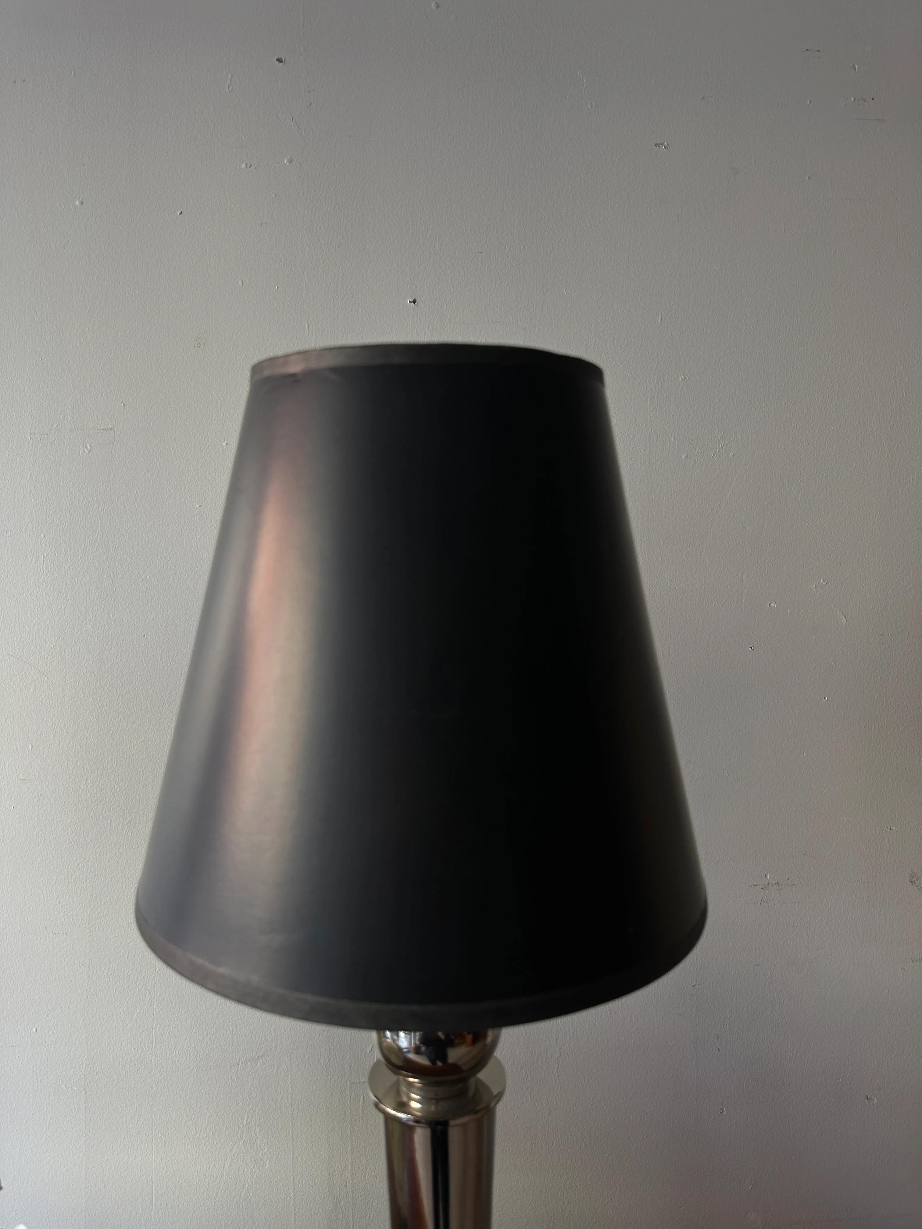 Pair of chrome, ball foot lamps. - Image 8
