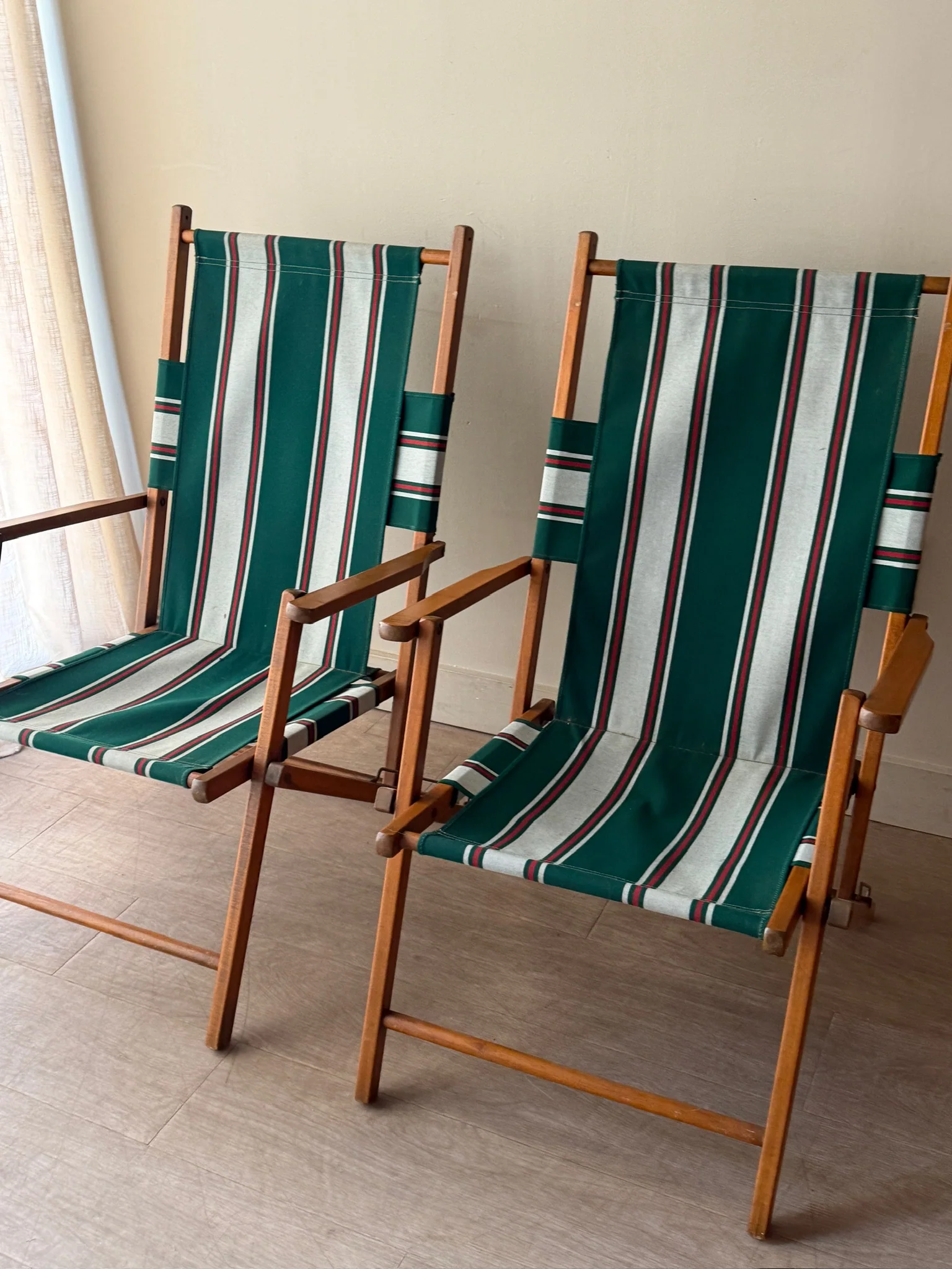 Pair of folding camp chairs - Image 3
