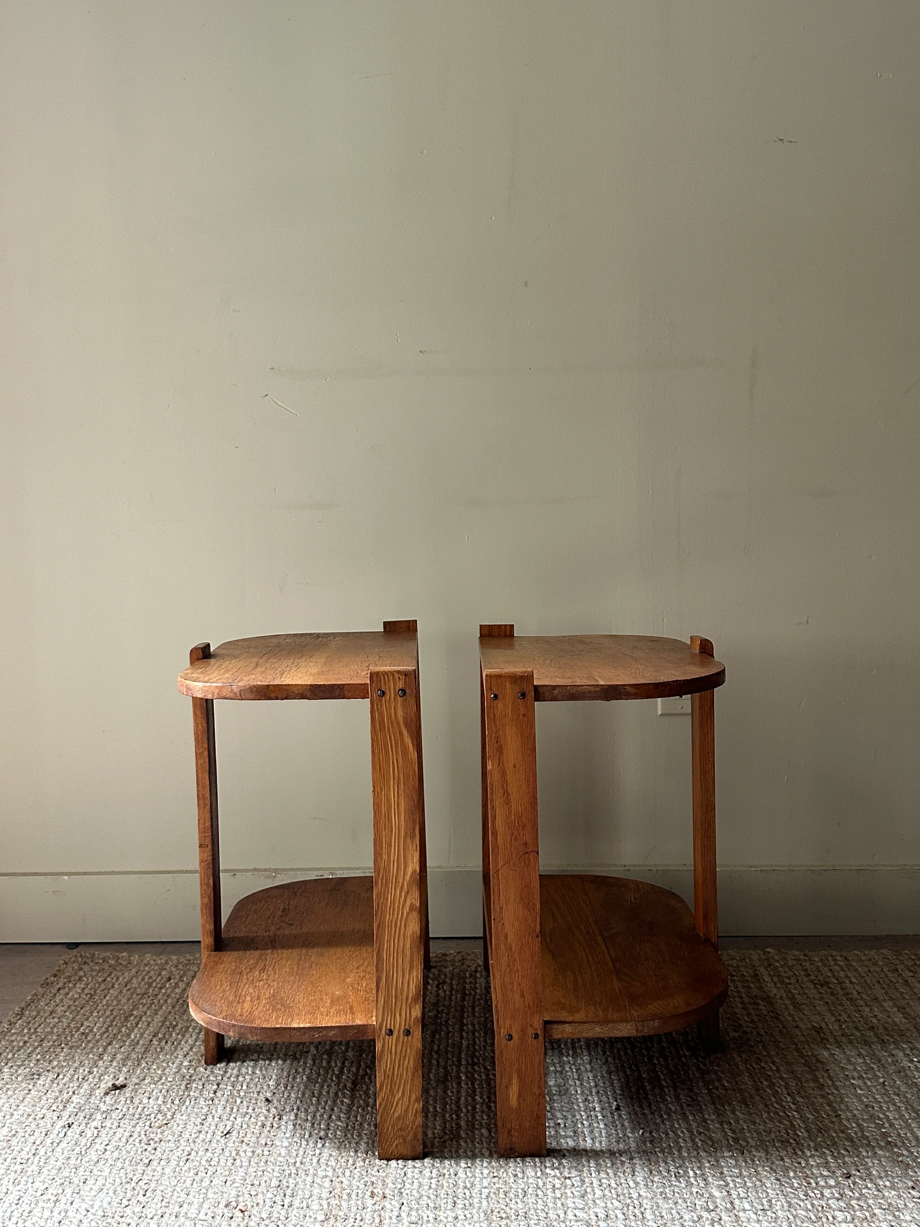 Pair of oak side tables - Image 5