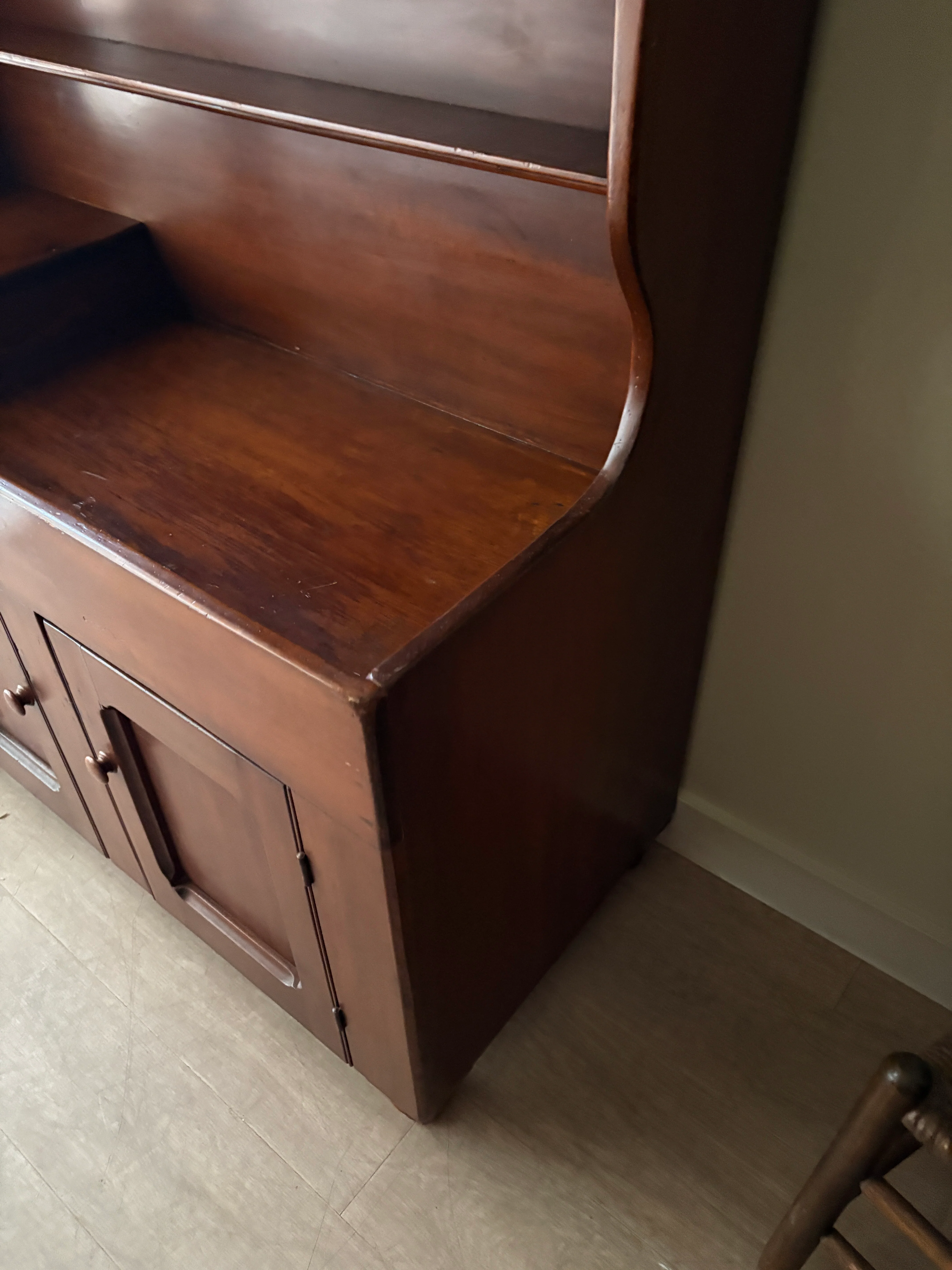 Pennsylvania Federal cherry high back dry sink - Image 5