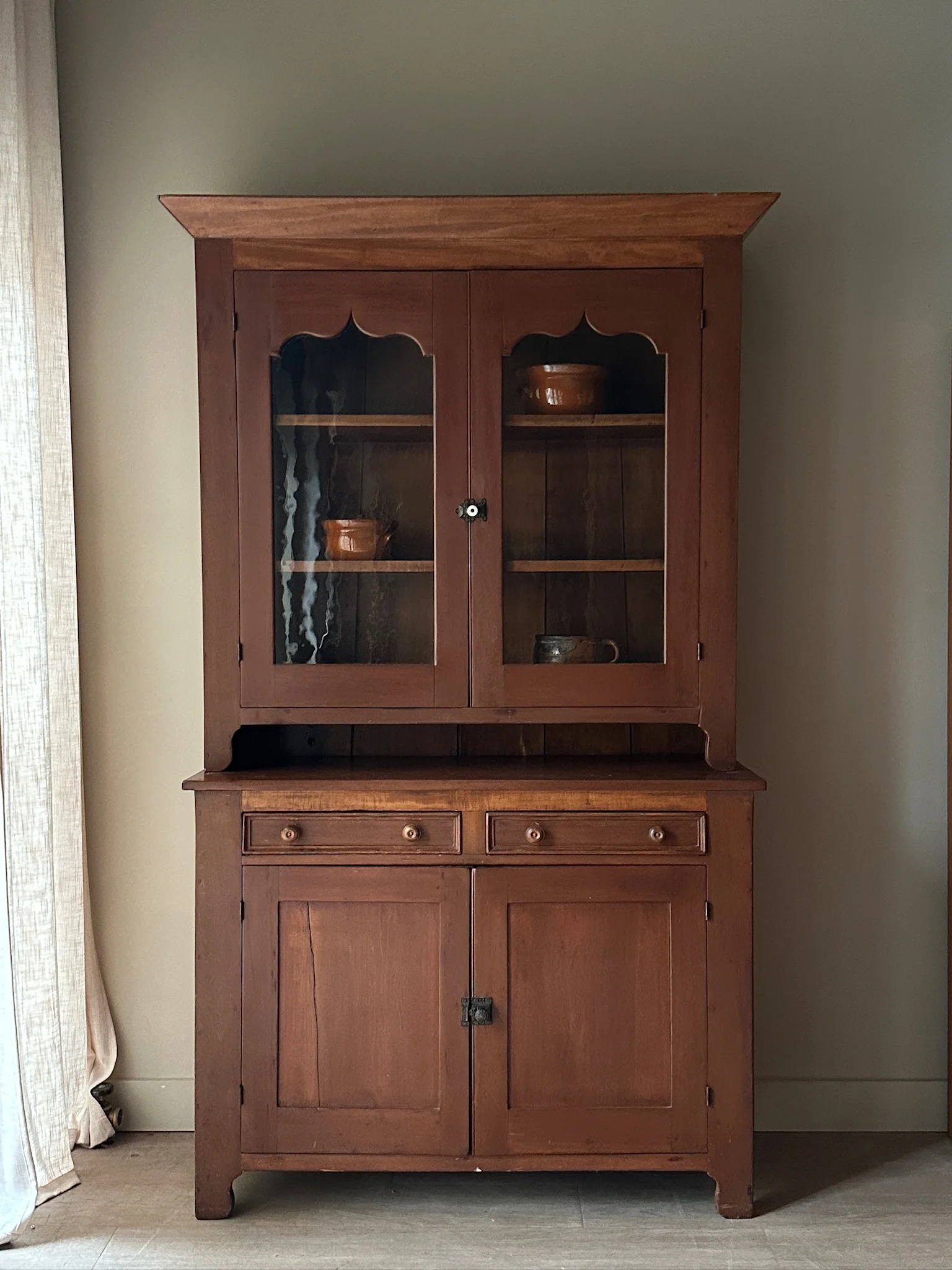 Pennsylvania Federal Display Hutch
