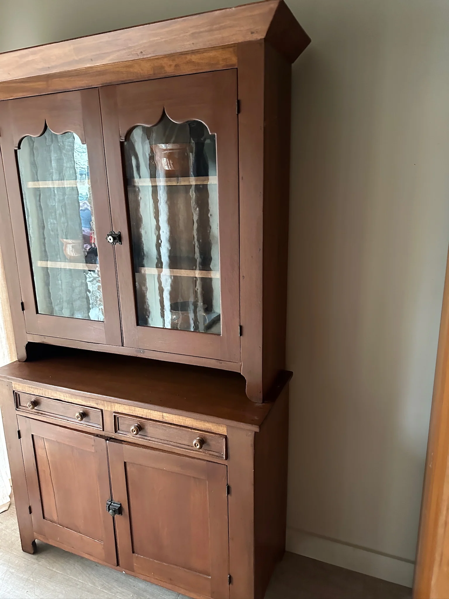 Pennsylvania Federal Display Hutch - Image 4