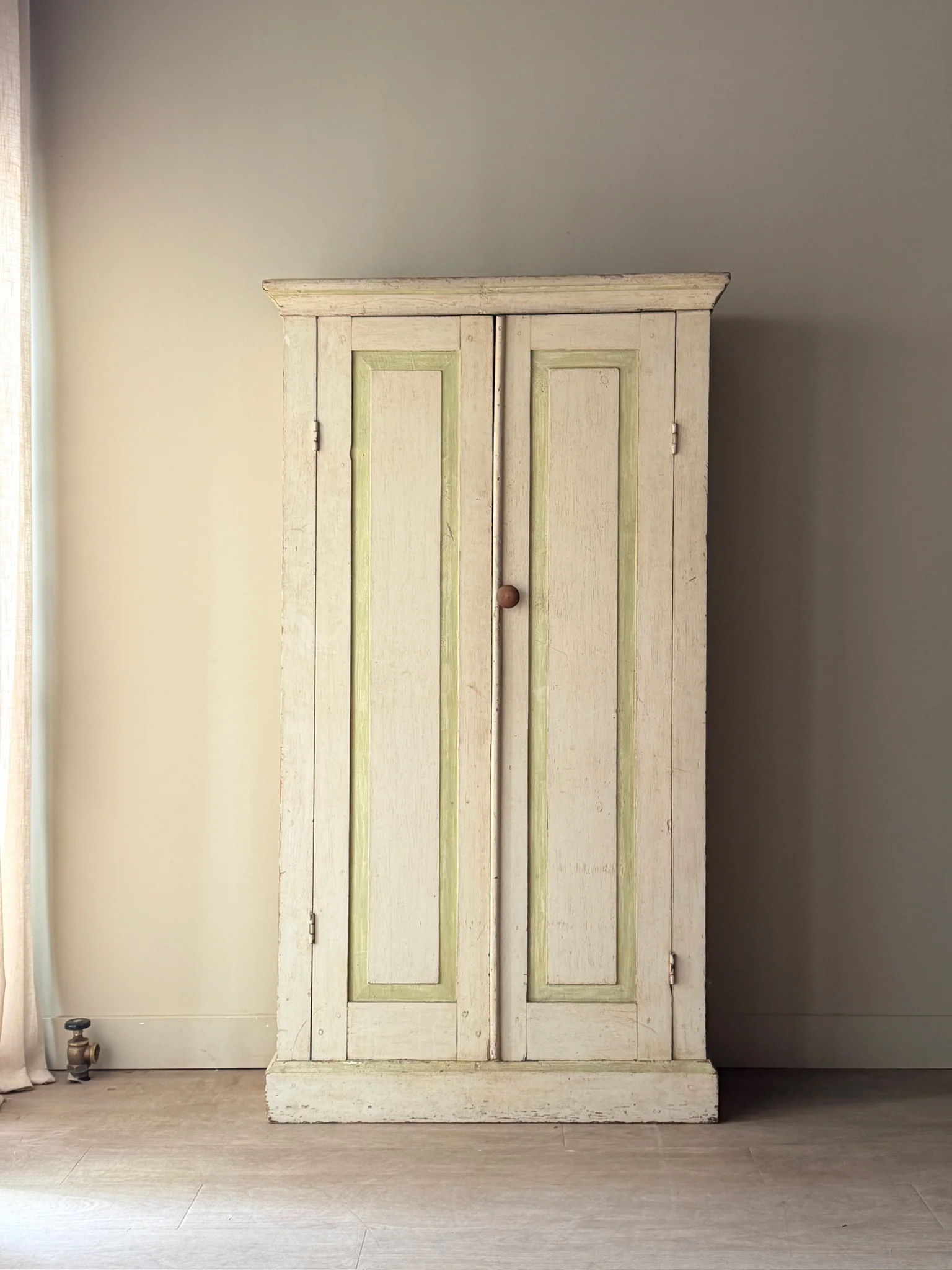 Pennsylvania painted pine cabinet