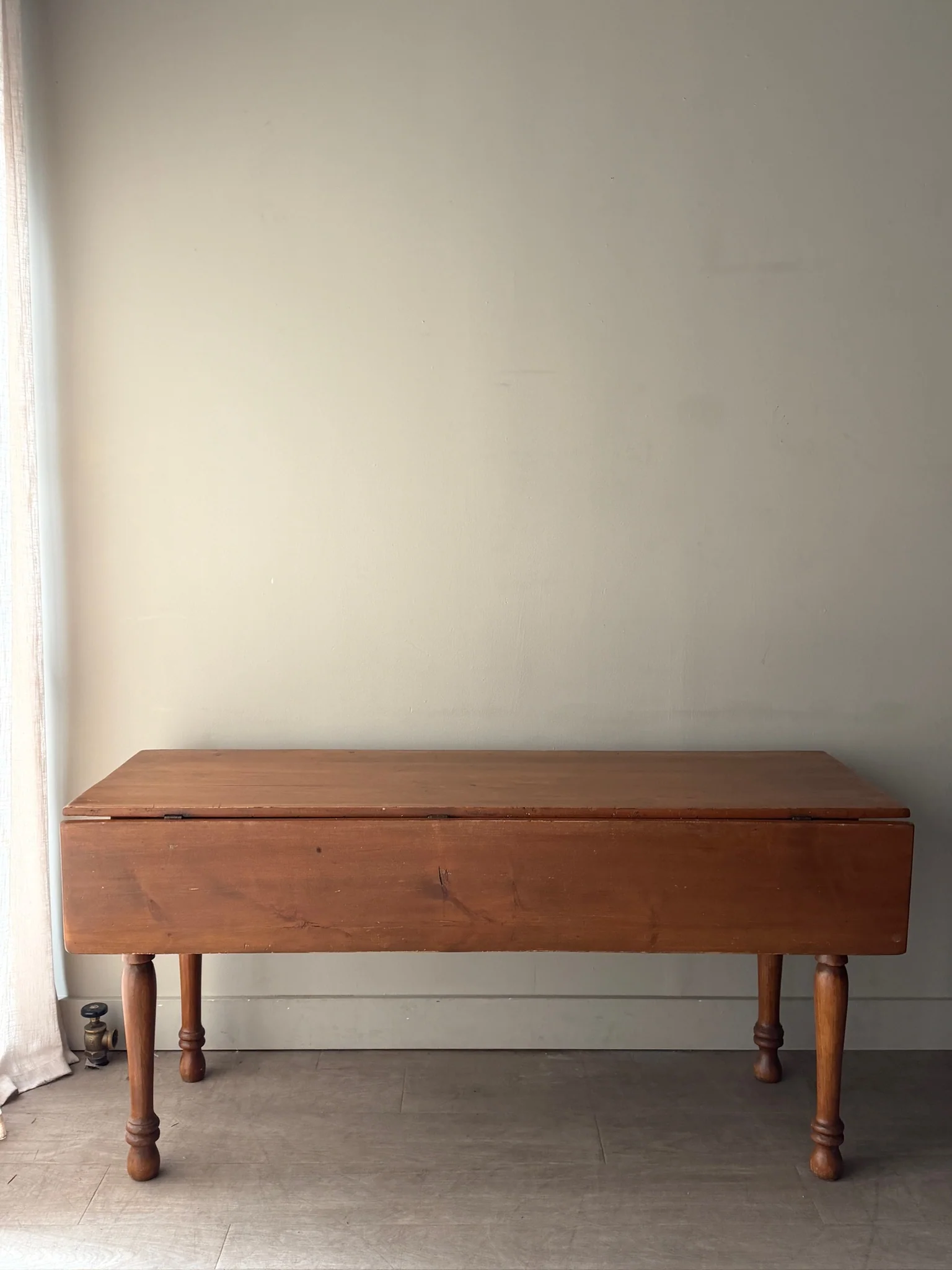 Pennsylvania Sheraton pine harvest table