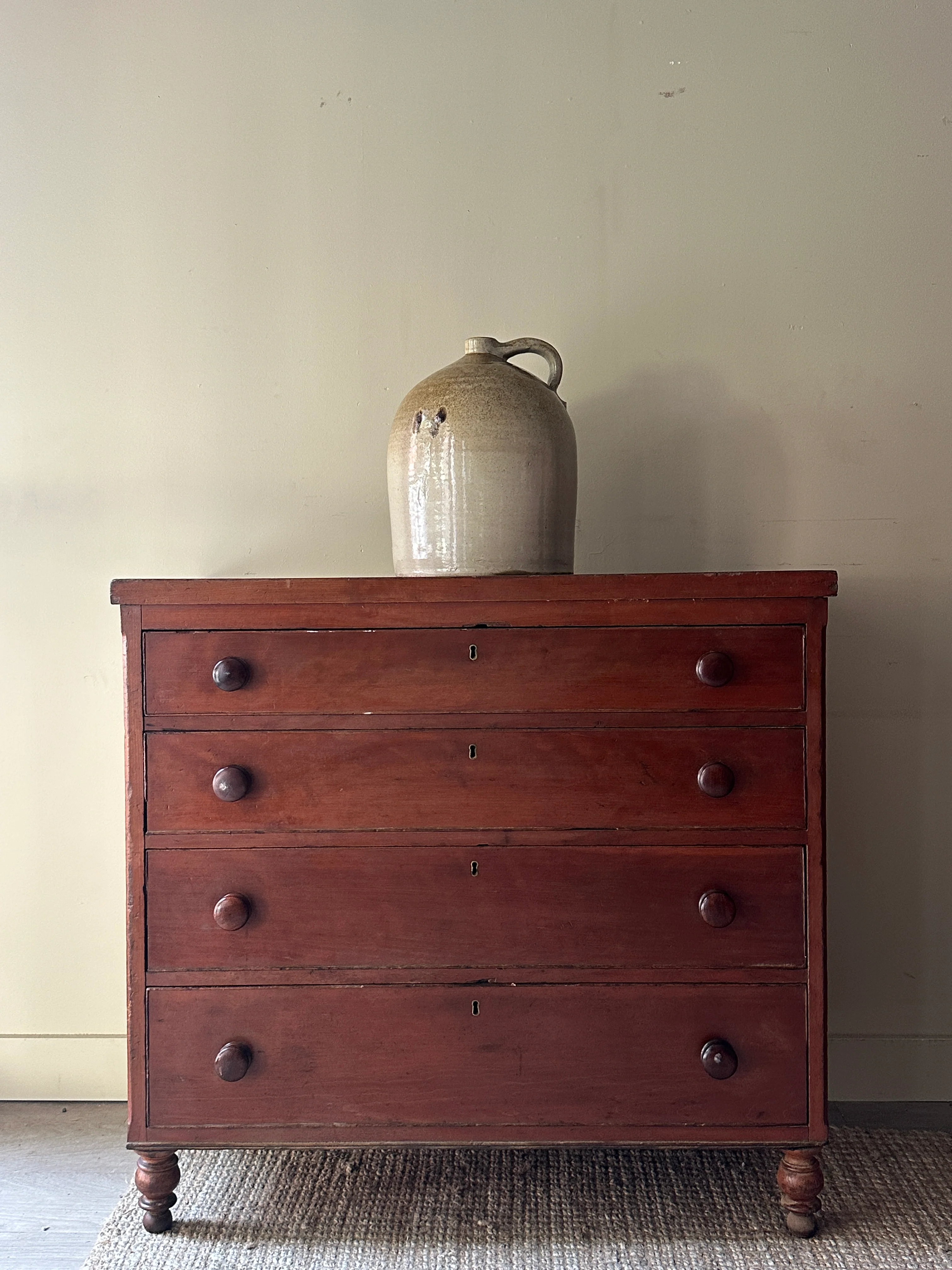 Pine ball foot dresser