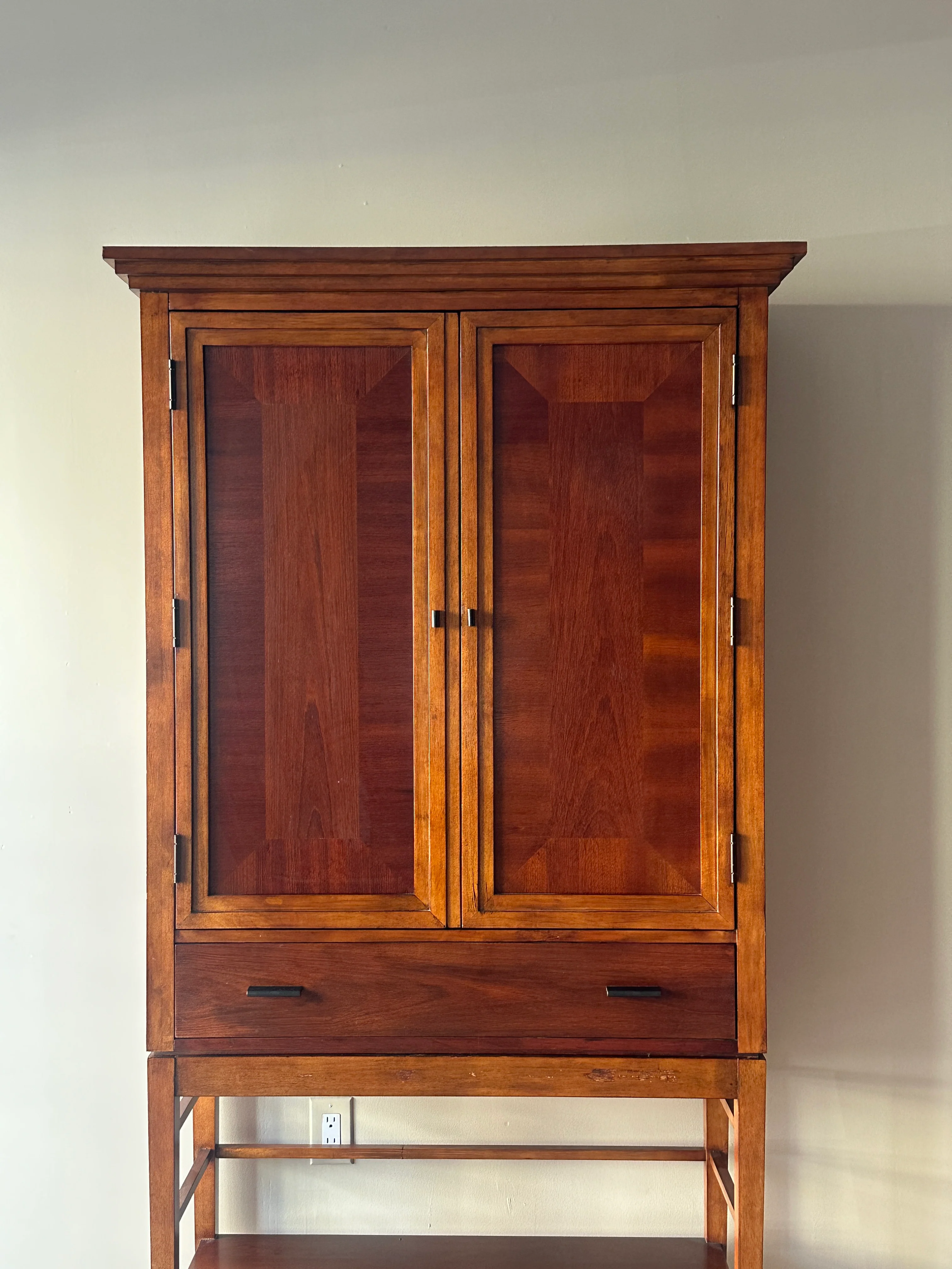 Pine bar hutch - Image 2