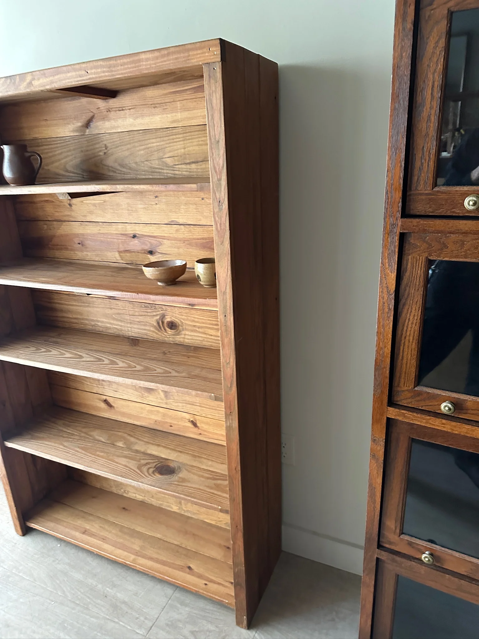 Pine bookshelf - Image 3