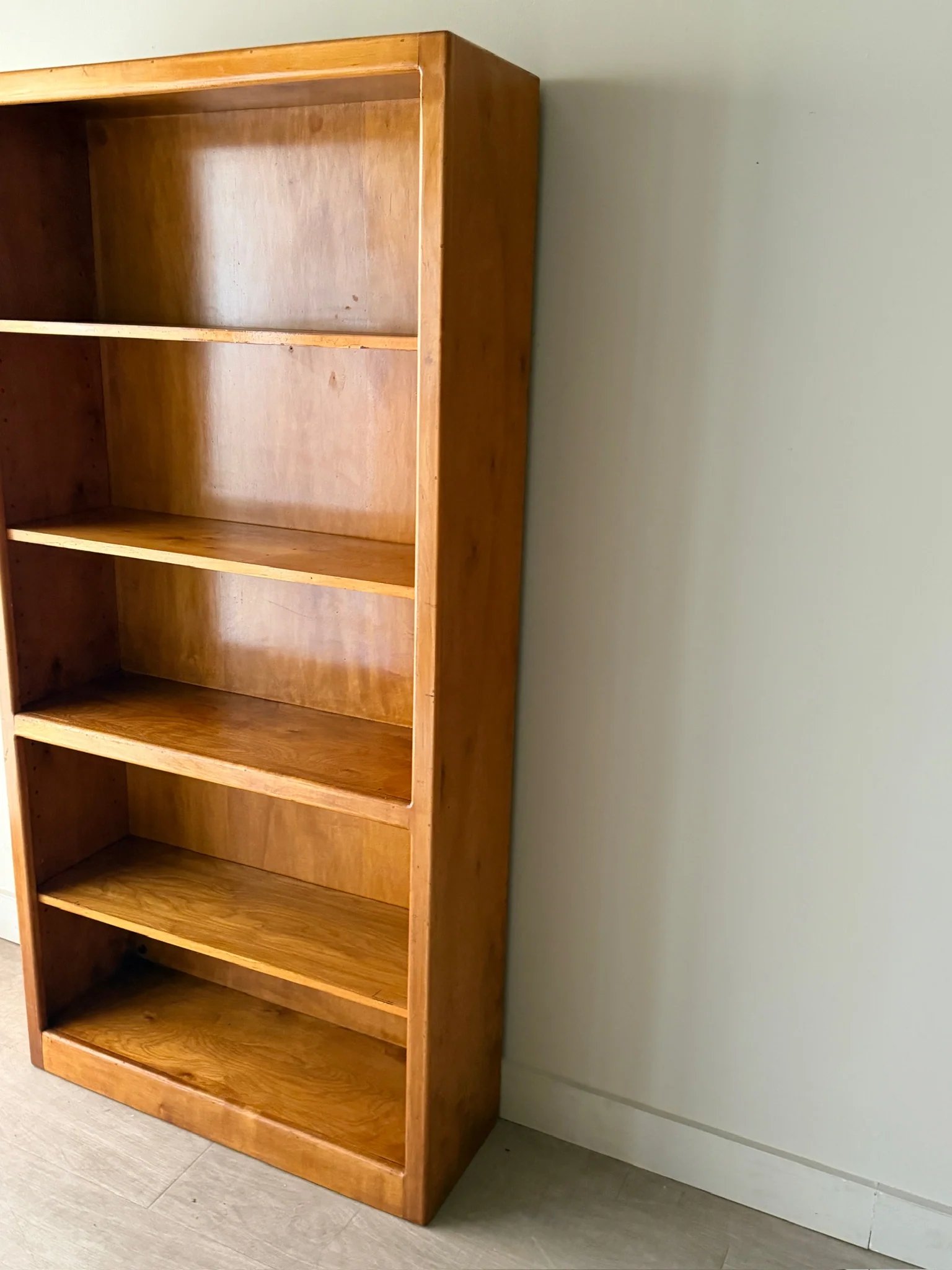 Pine bookshelf - Image 3