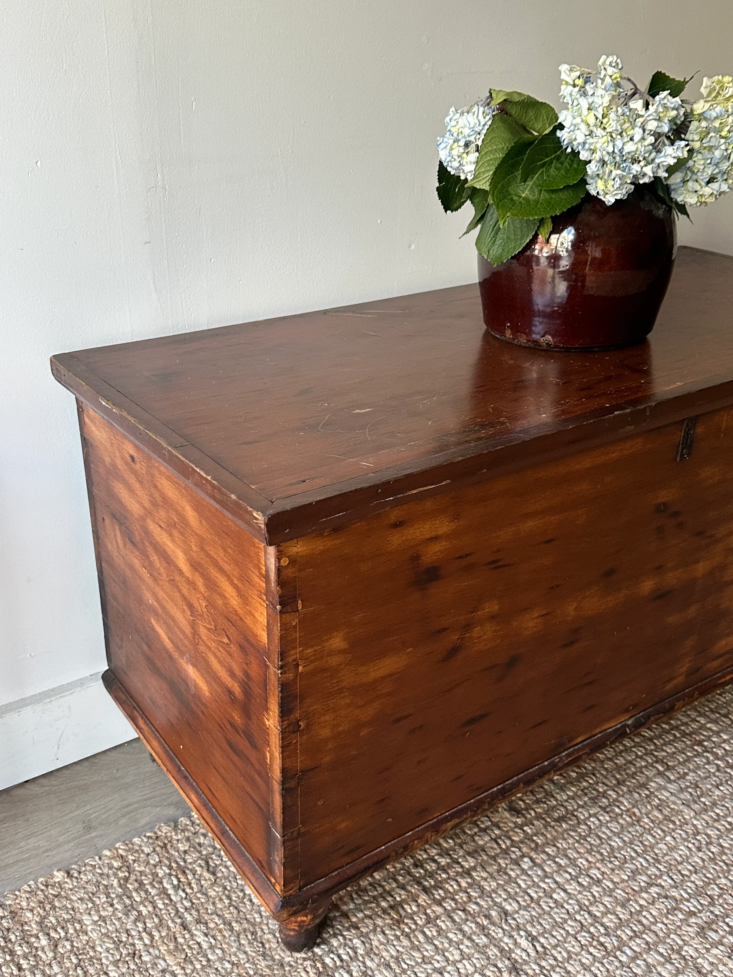 Pine chest - Image 2