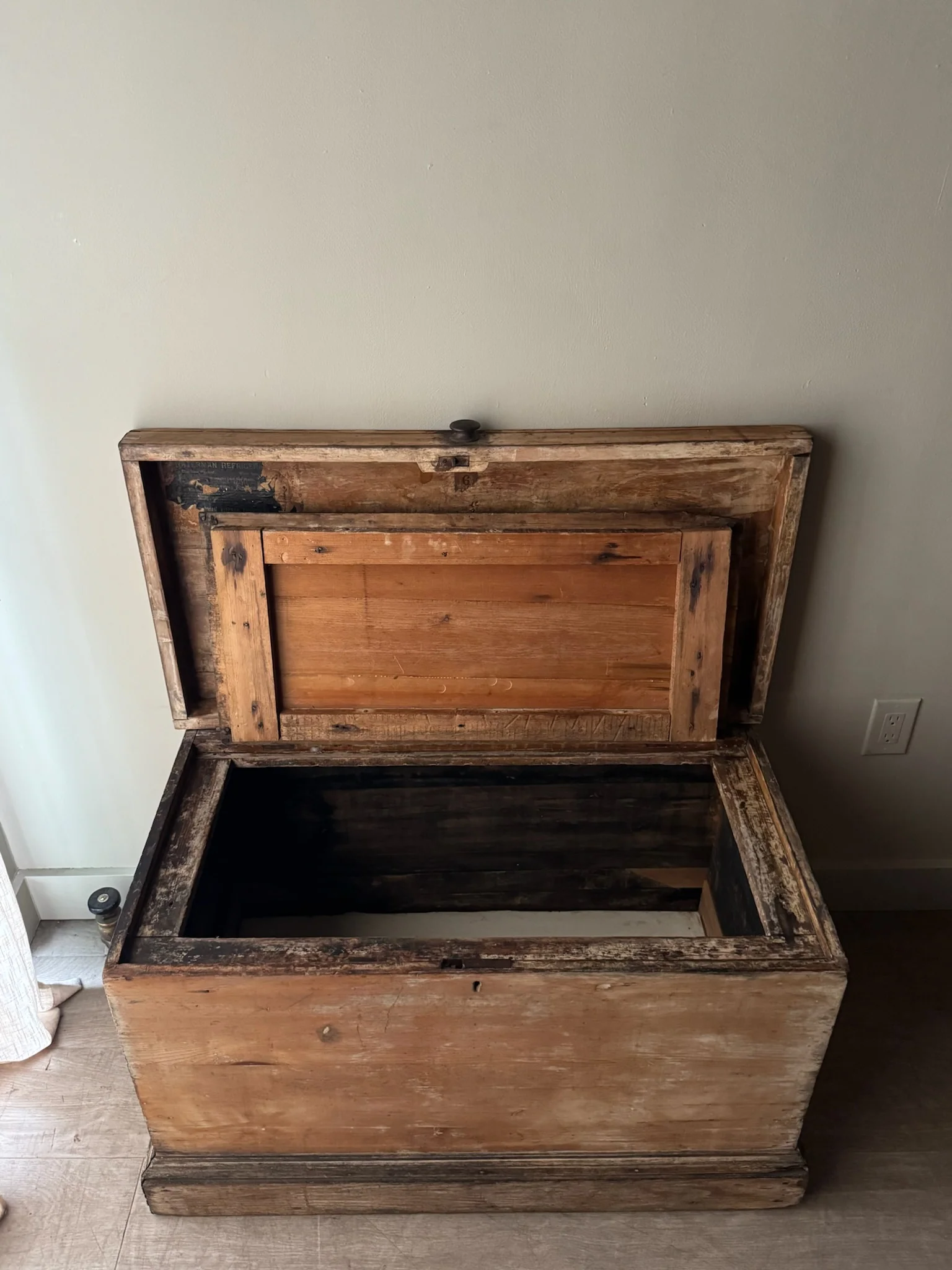 Pine chest - Image 5