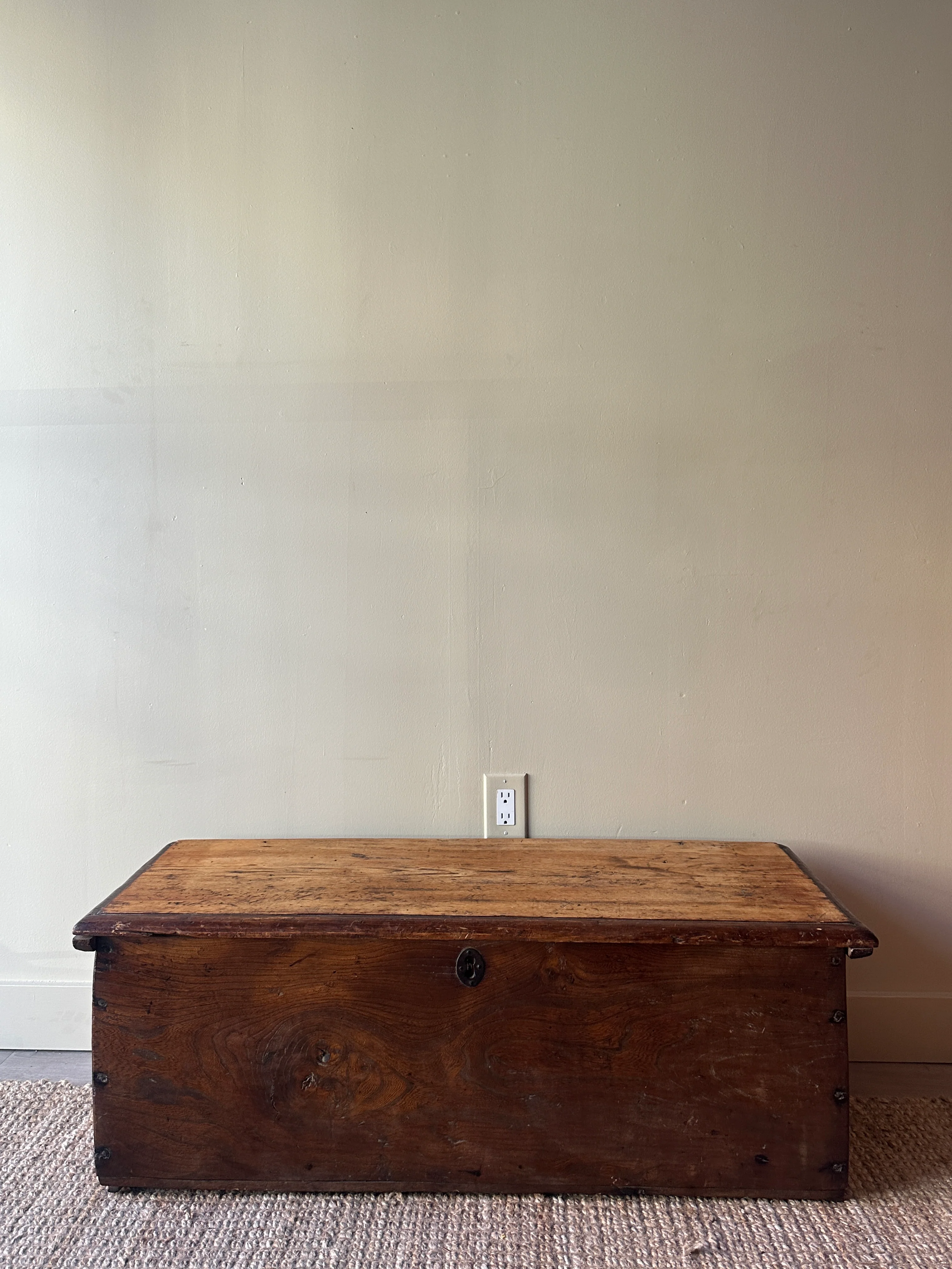 Pine chest