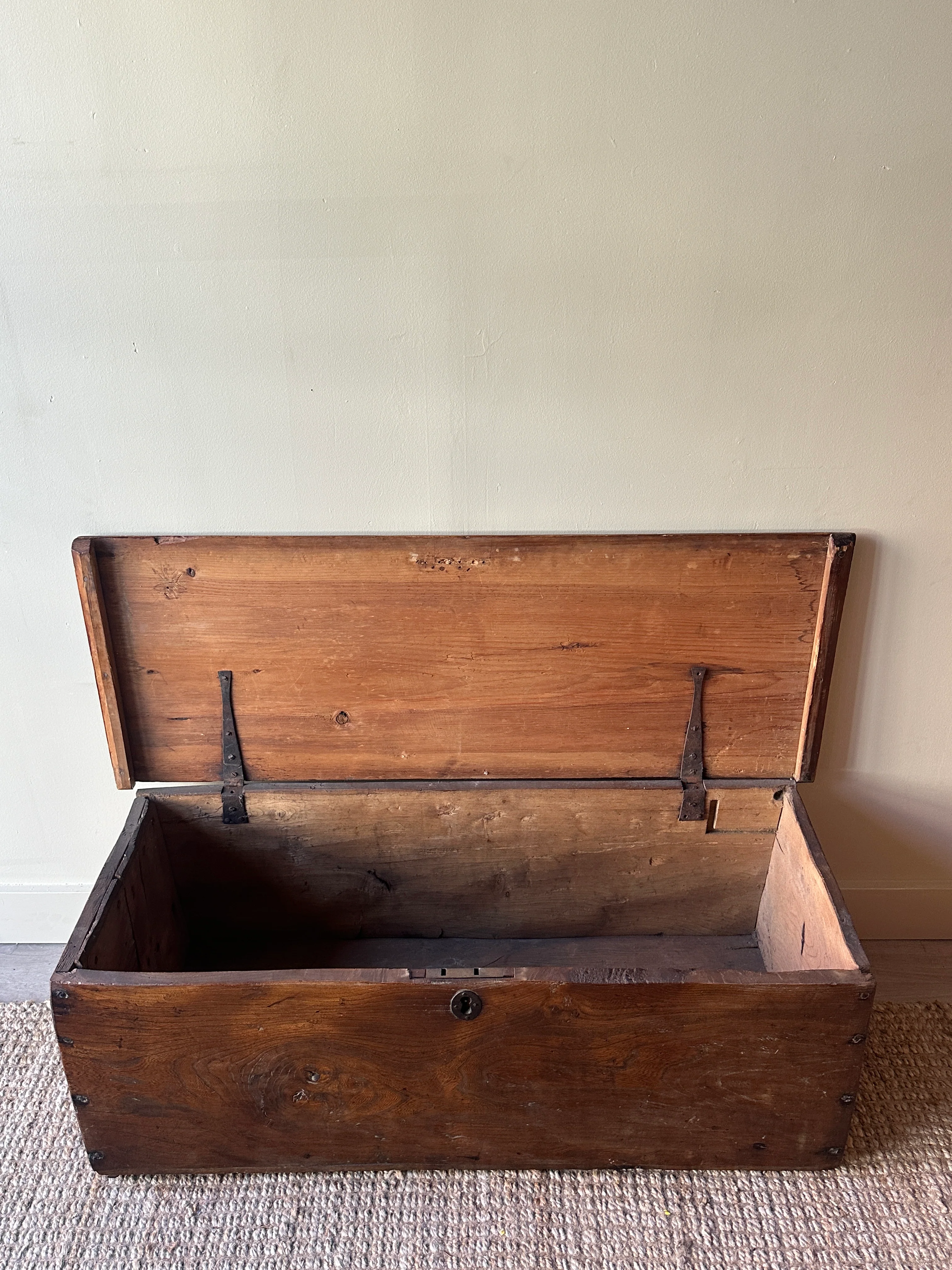 Pine chest - Image 5
