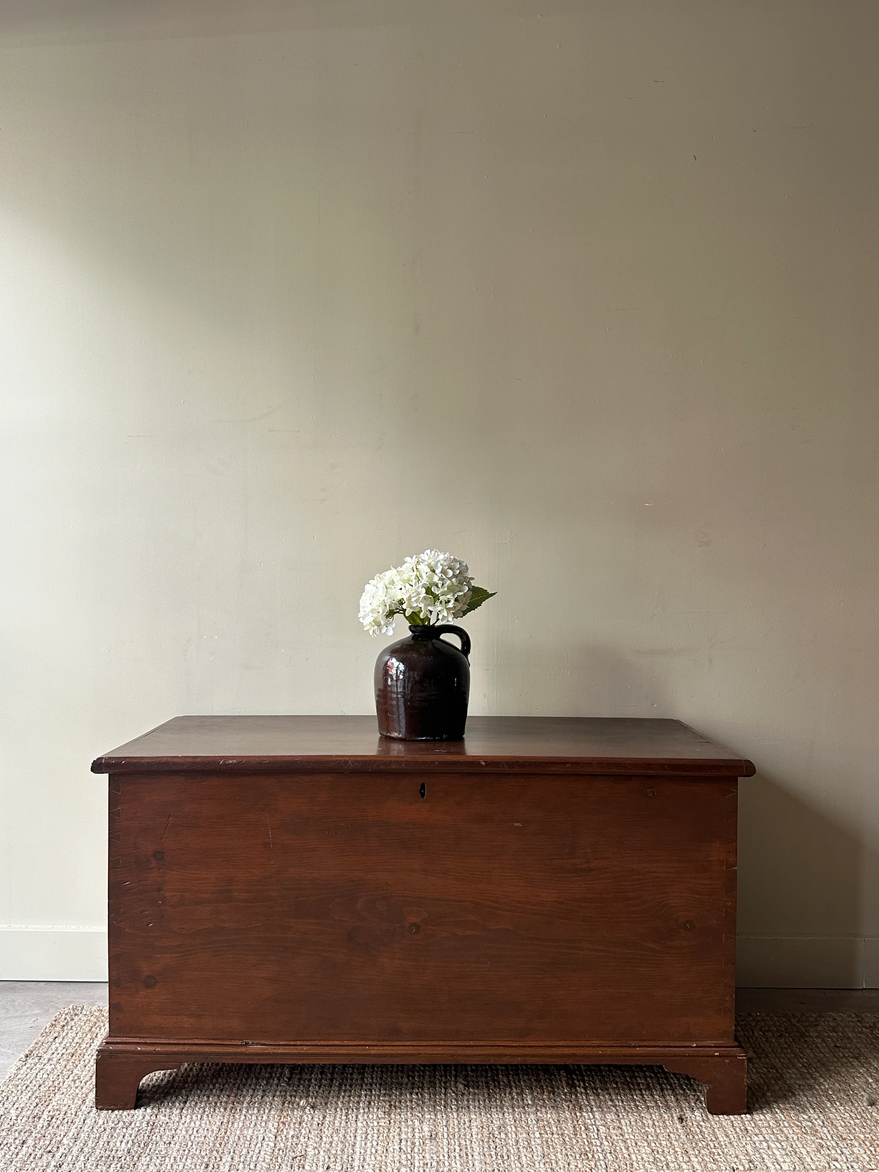 Pine chest