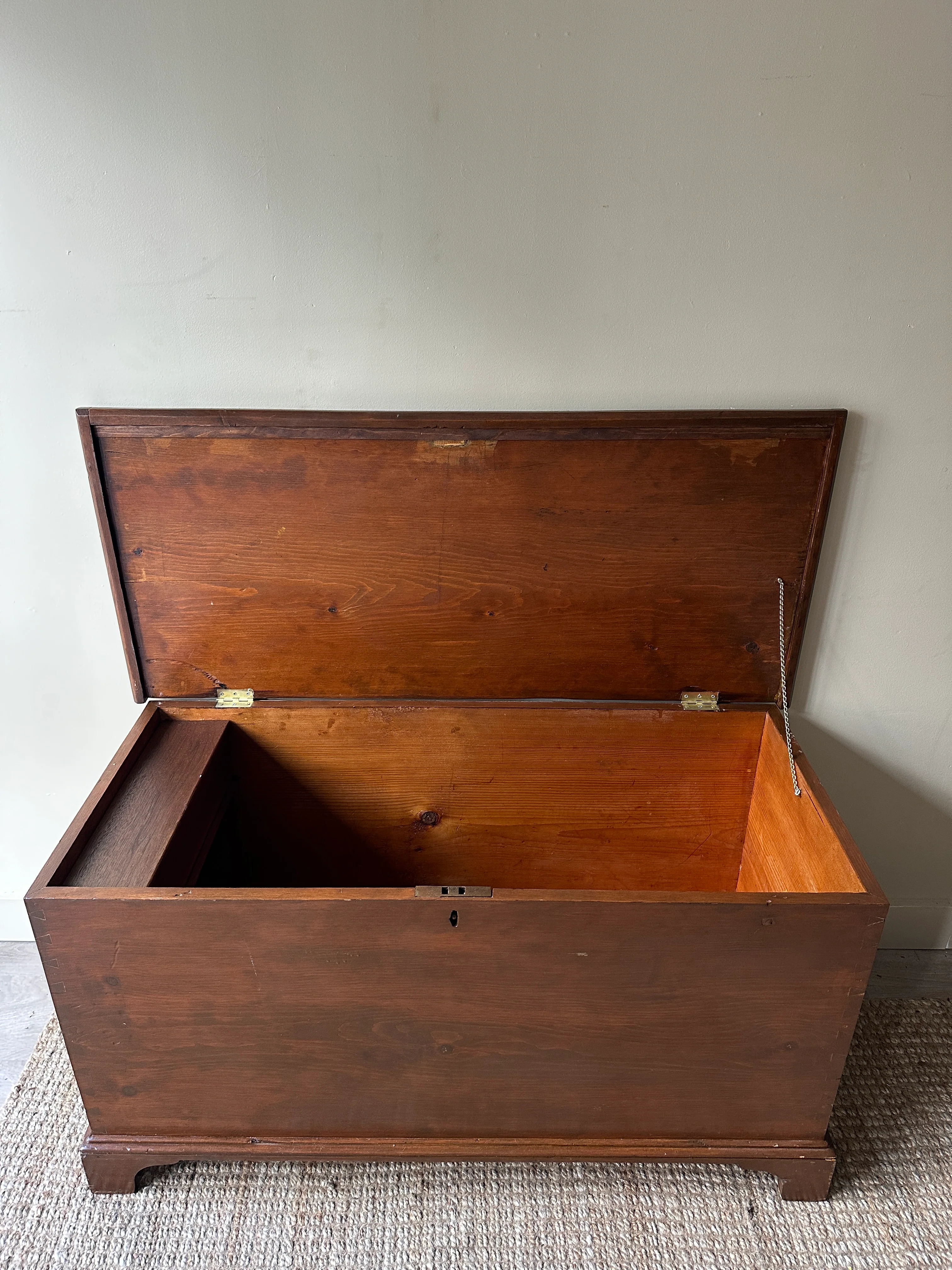 Pine chest - Image 6