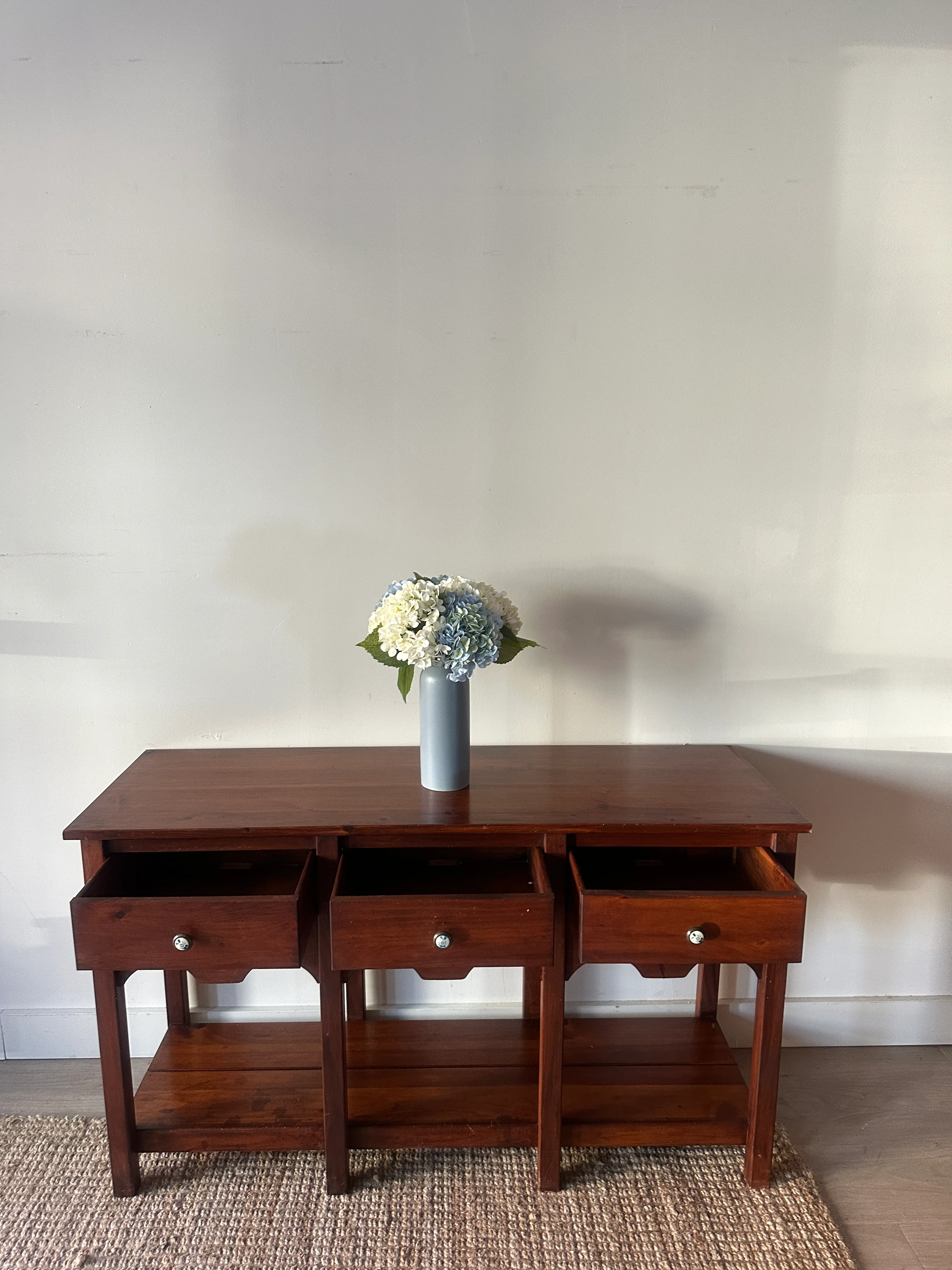 Pine console - Image 7