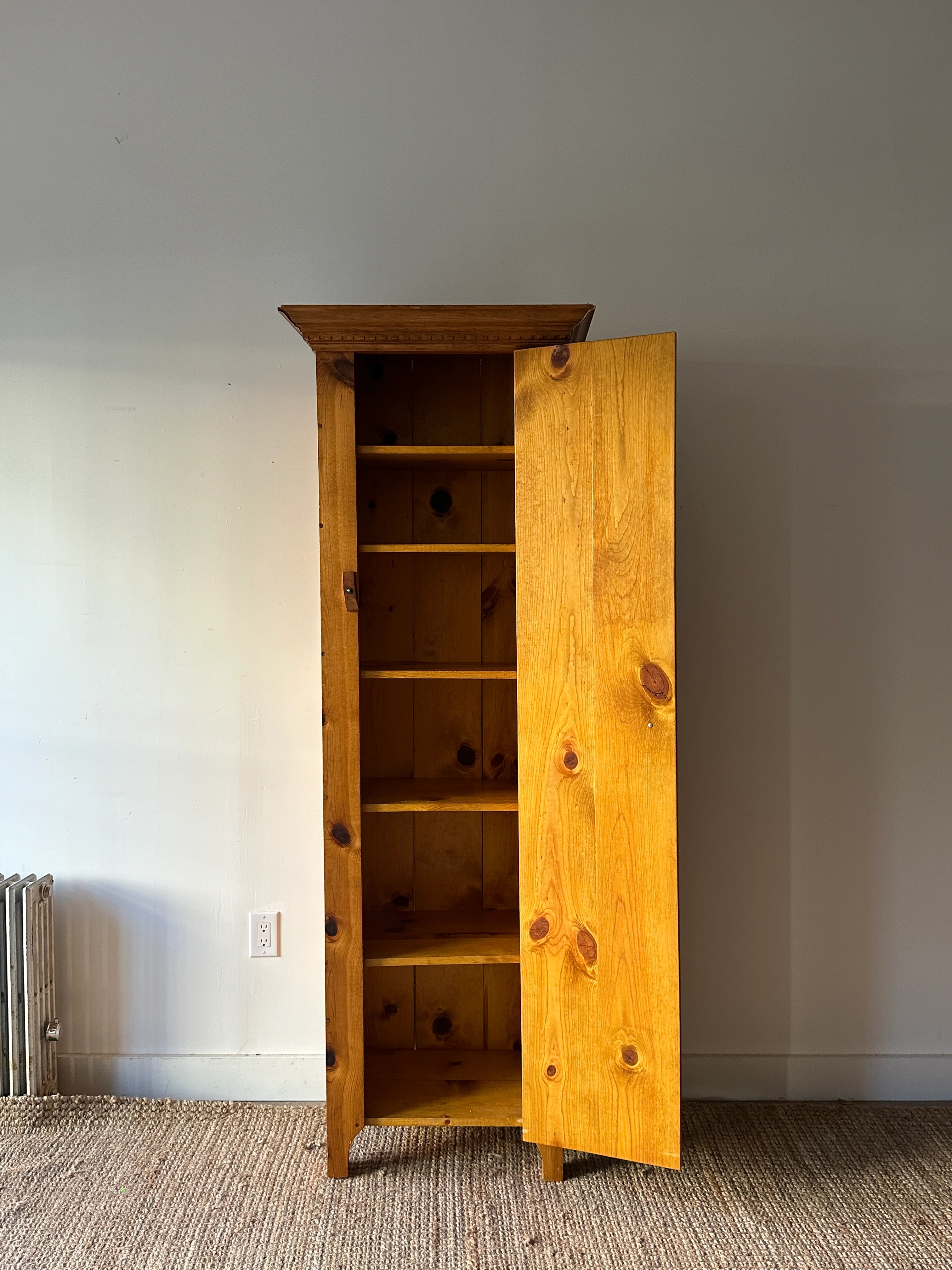 Pine cupboard - Image 6