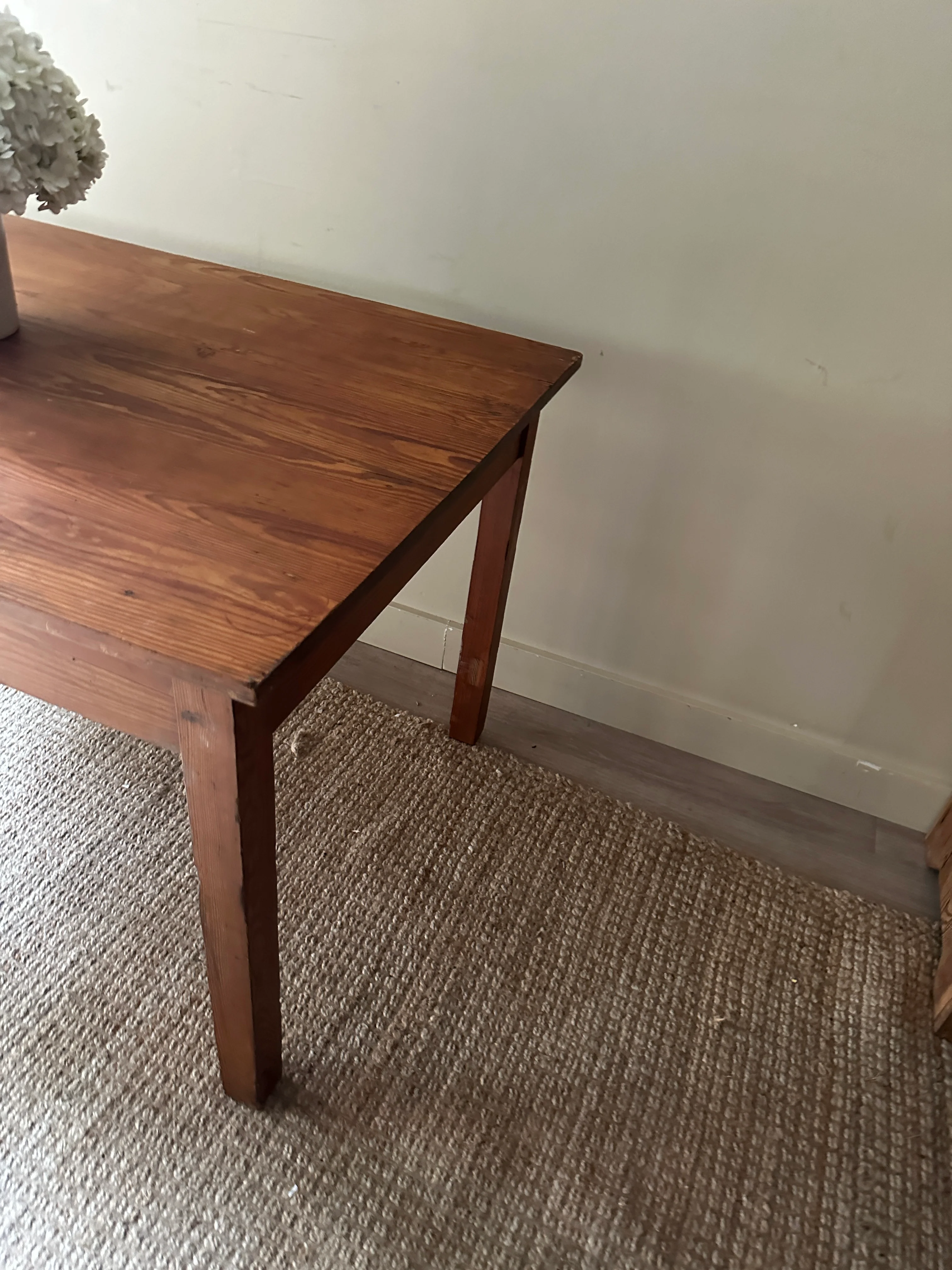 Pine dining table - Image 4
