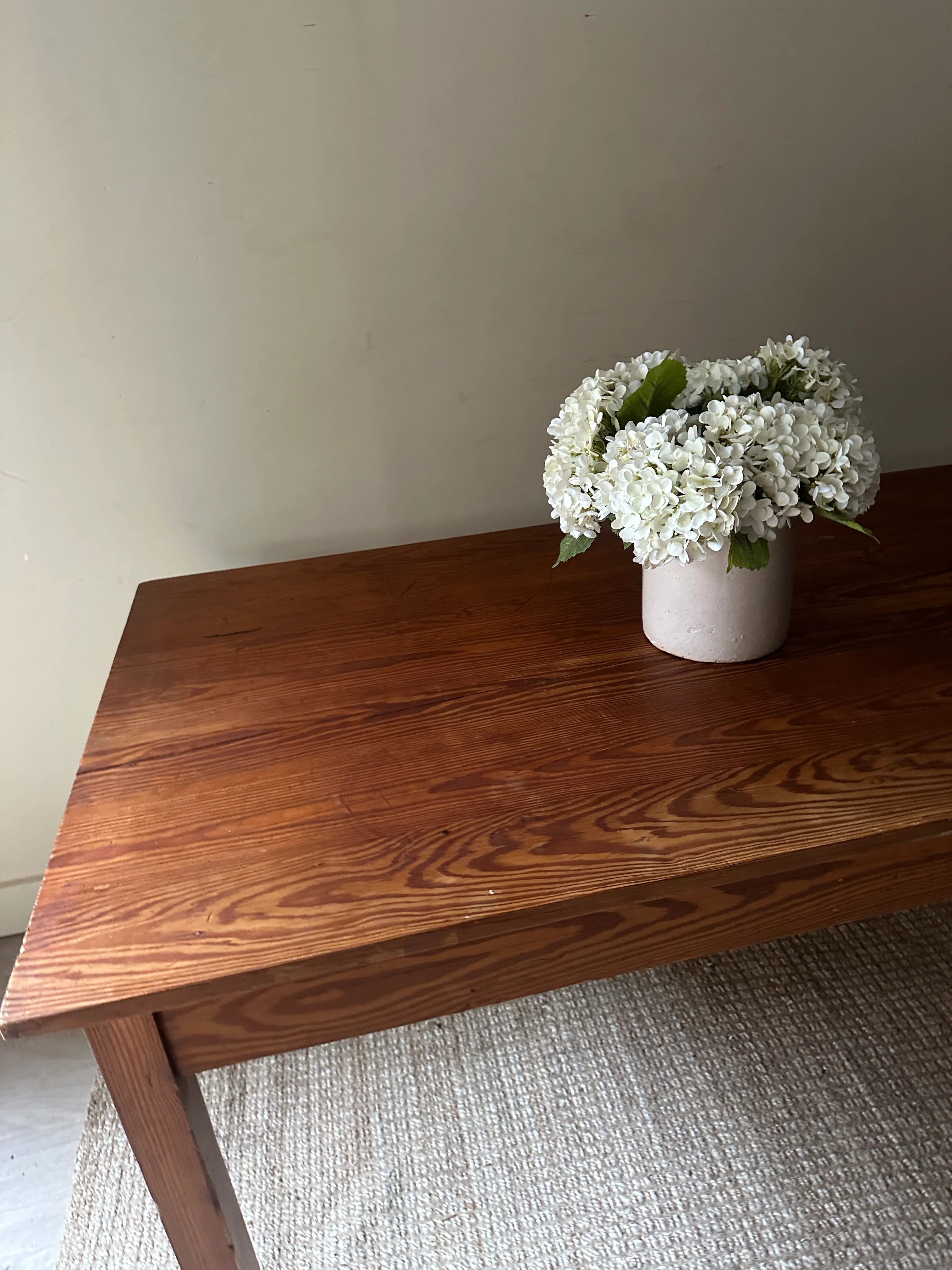 Pine dining table - Image 5