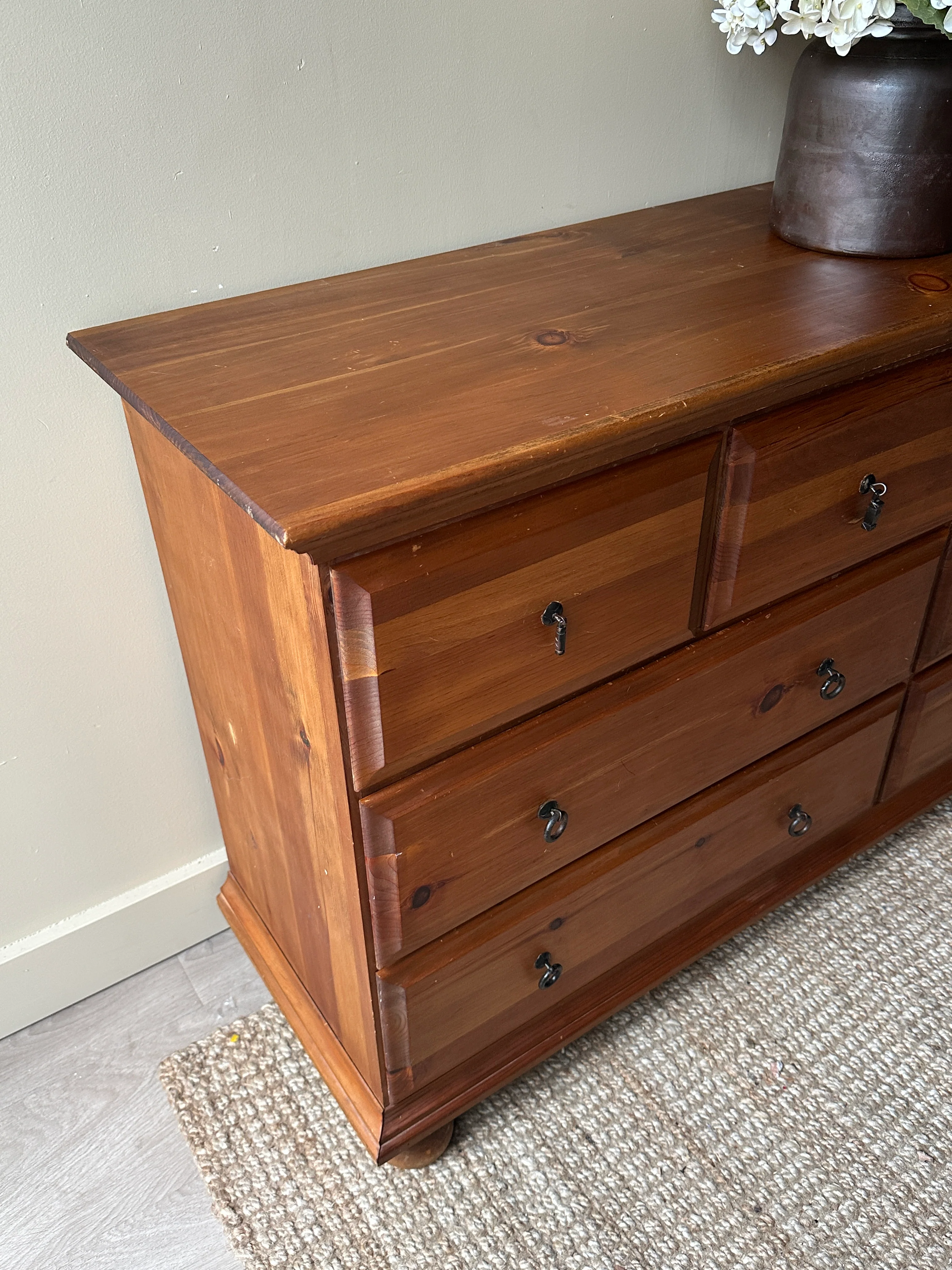 Pine dresser - Image 3