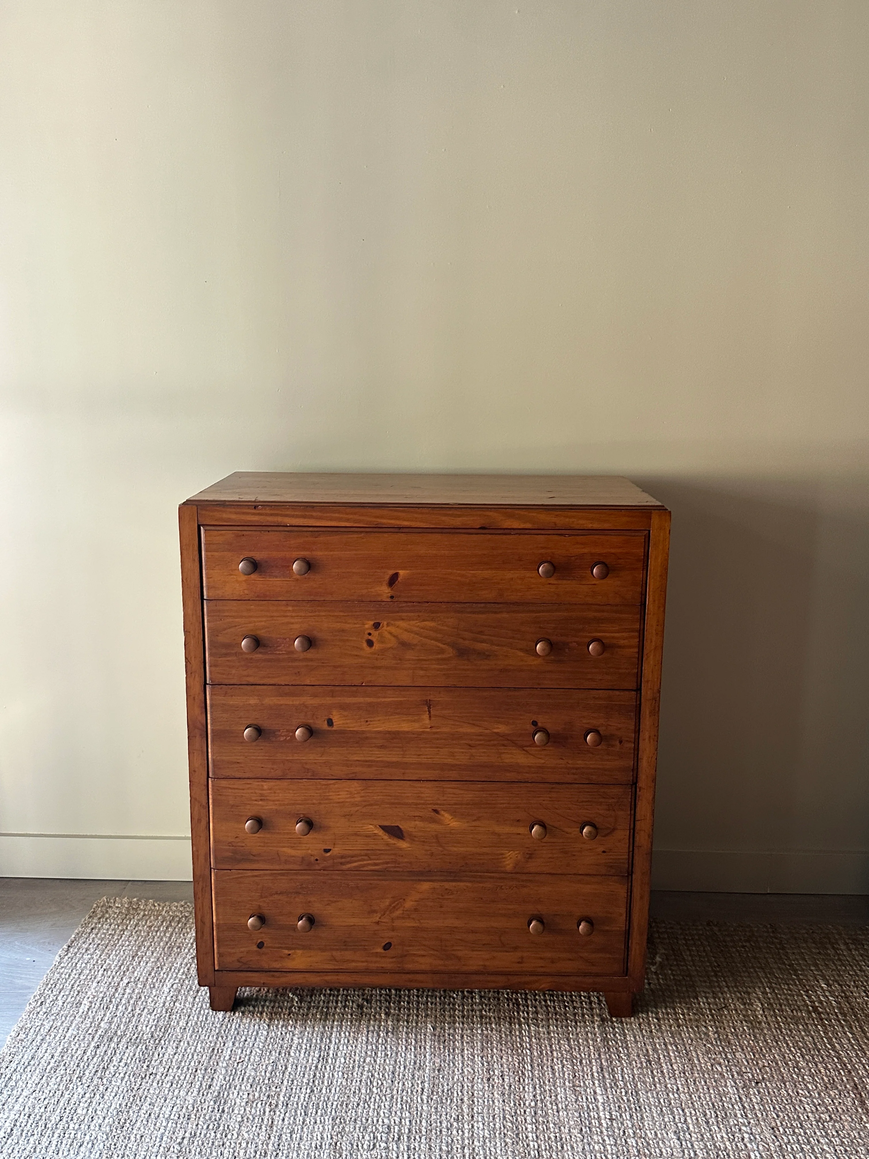Pine dresser - Image 2