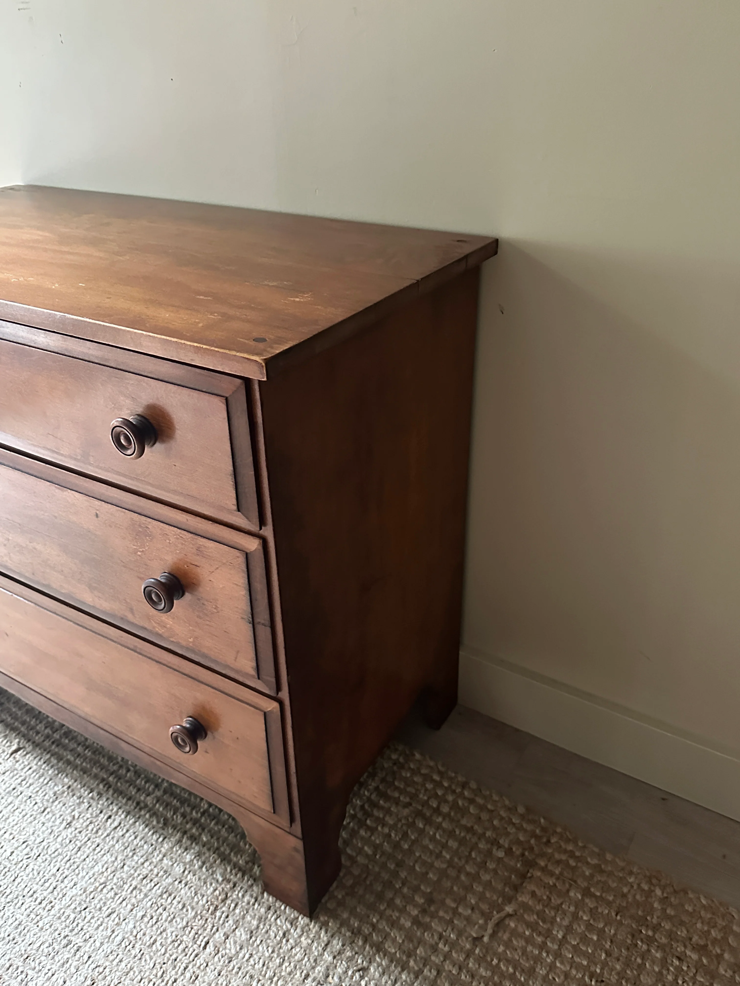Pine dresser - Image 3