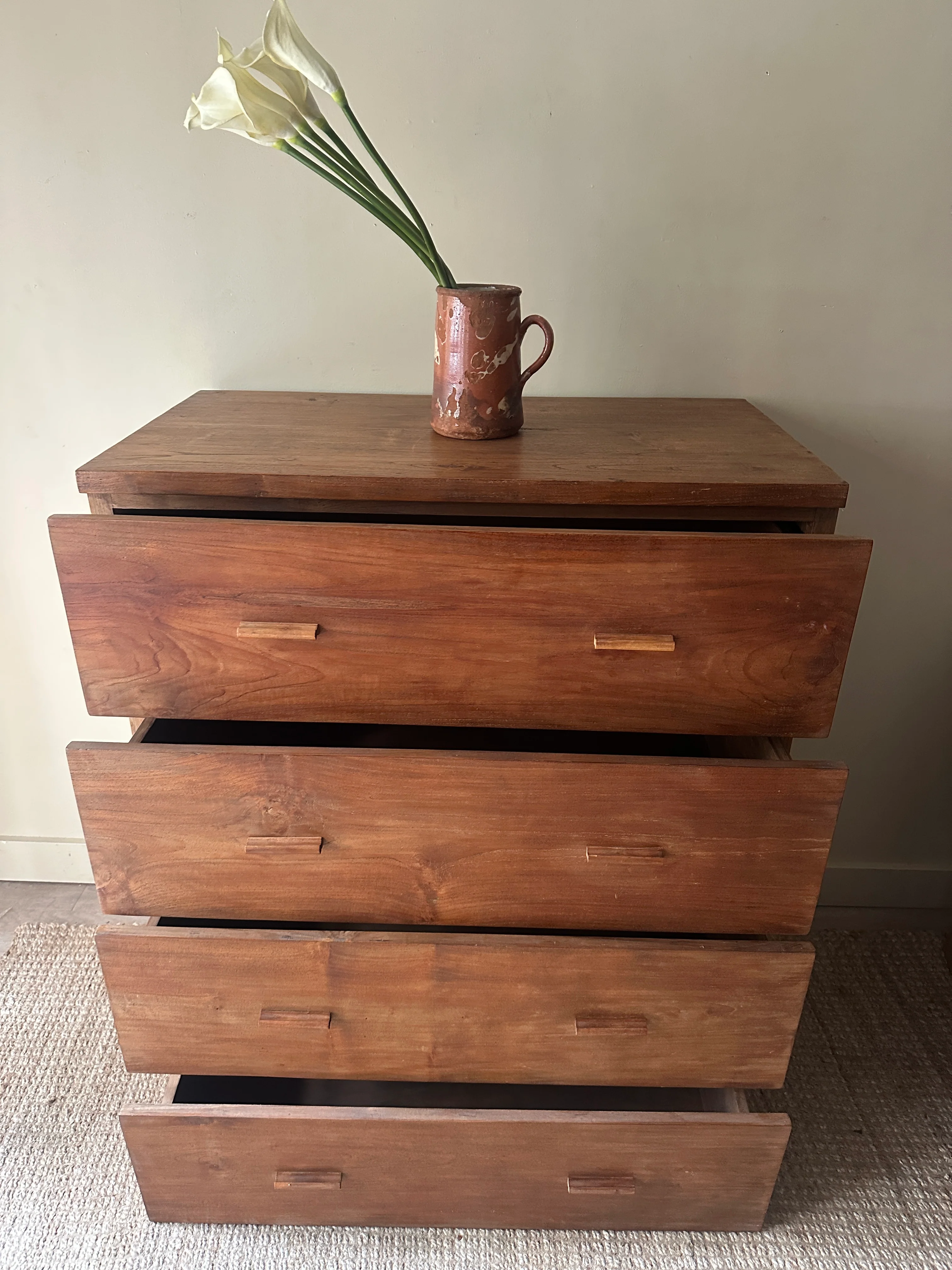 Pine dresser - Image 2