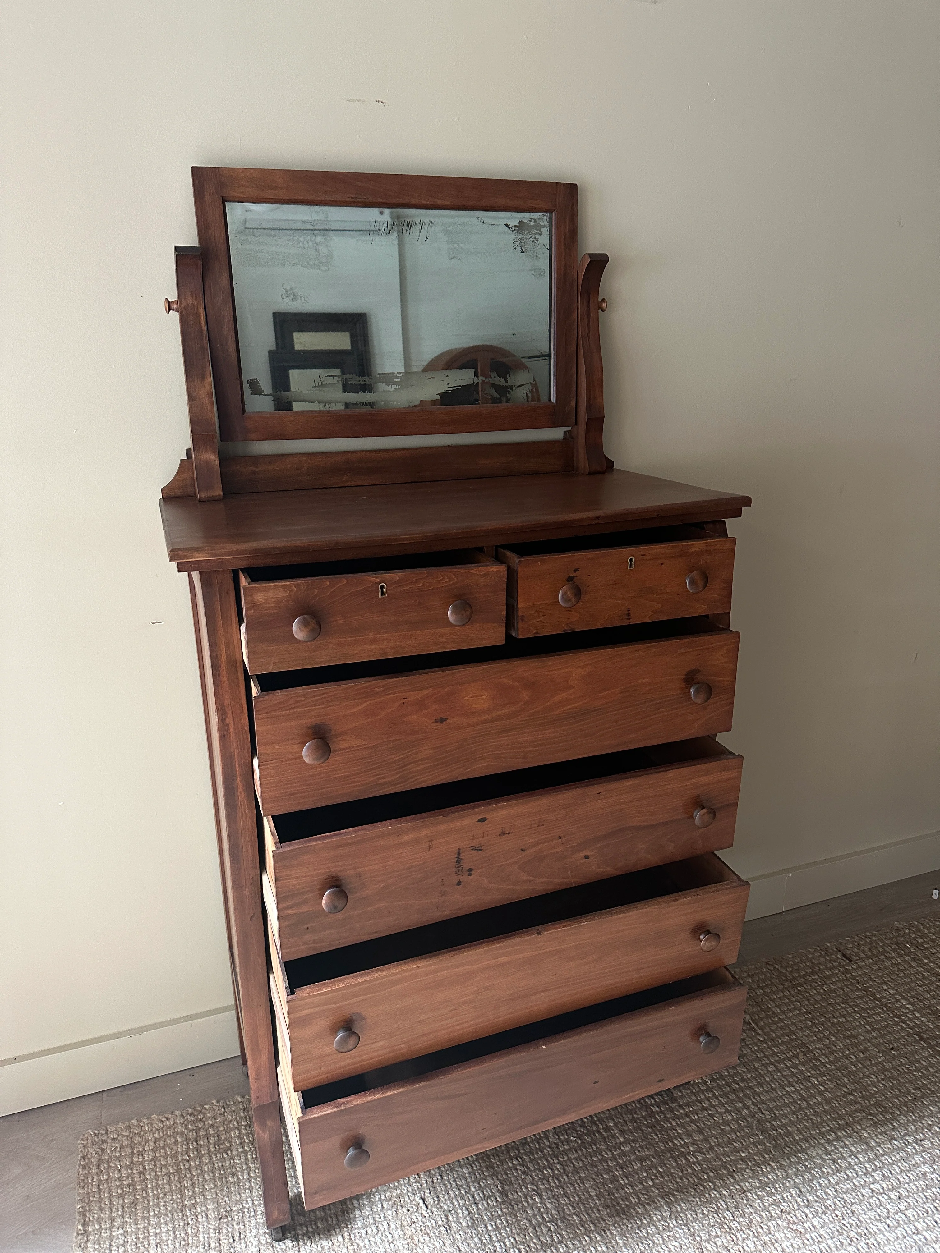 Pine dresser w mirror - Image 6