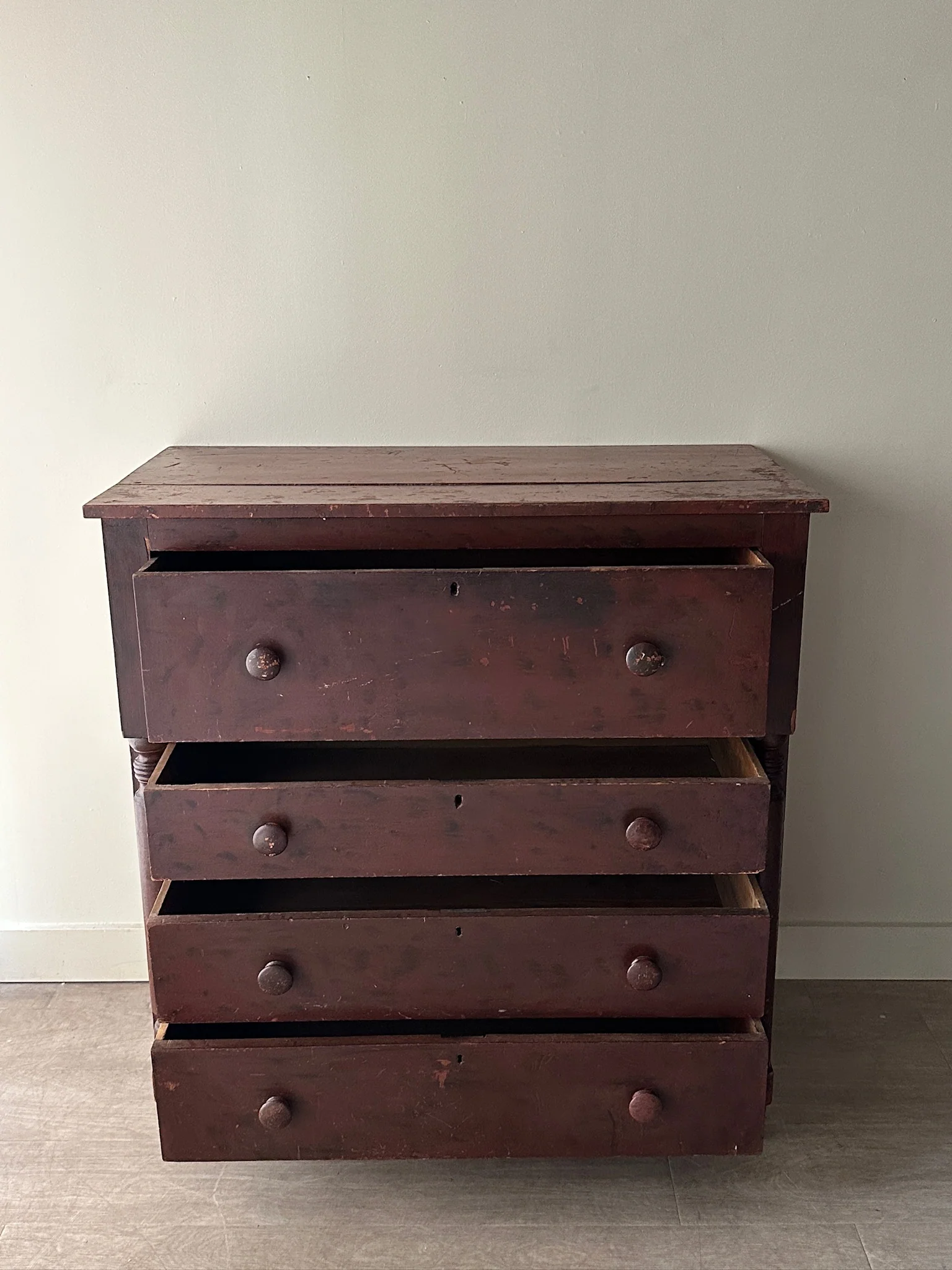 Pine empire dresser - Image 5