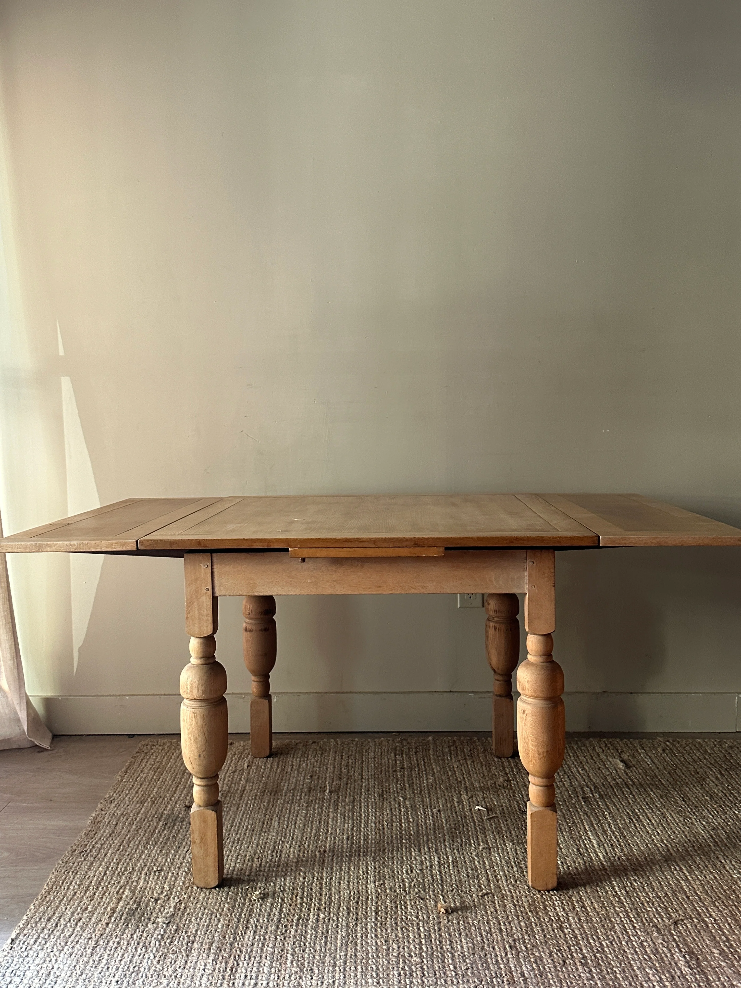Pine extension dining table - Image 6