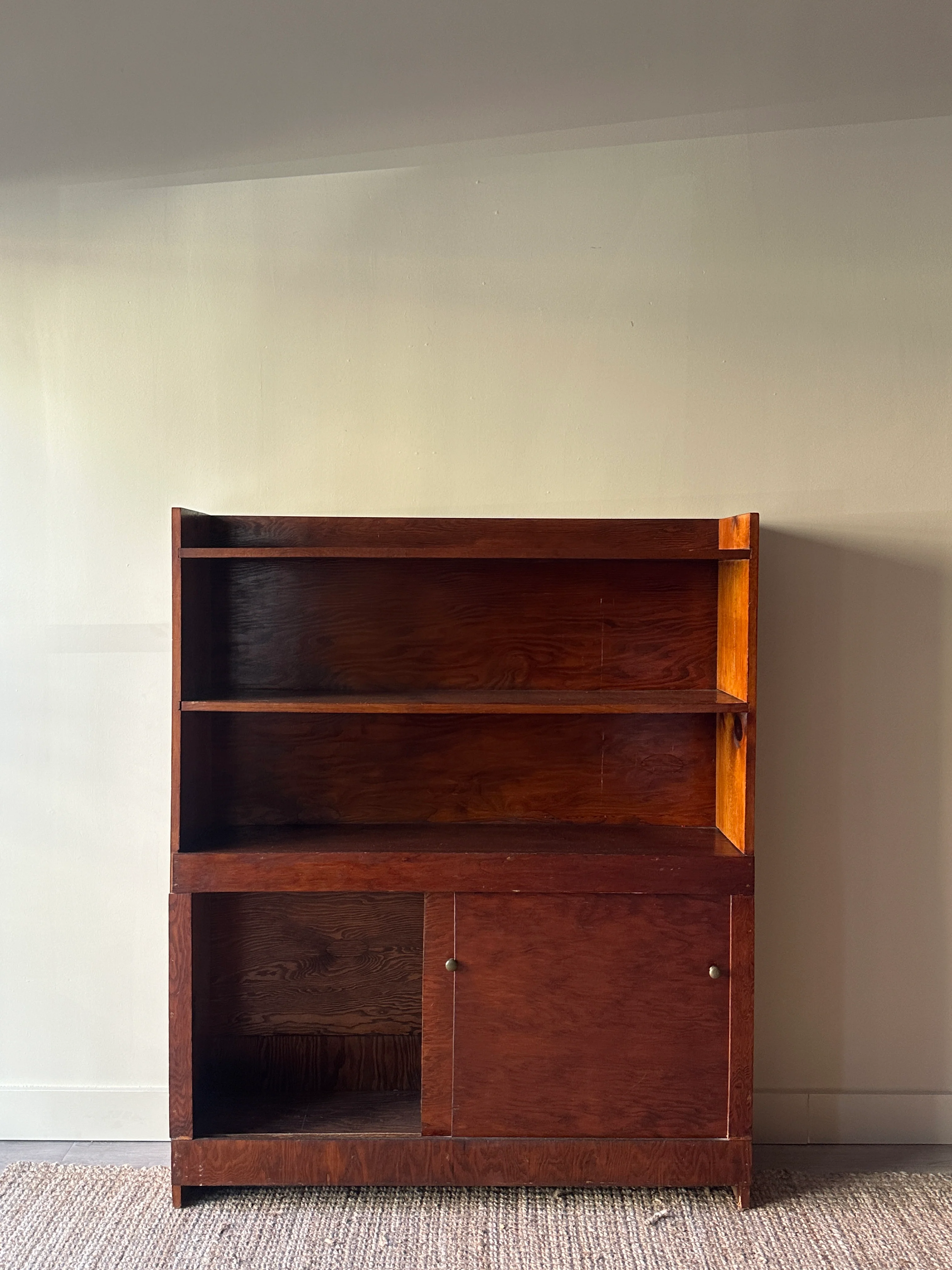 Pine hutch - Image 4