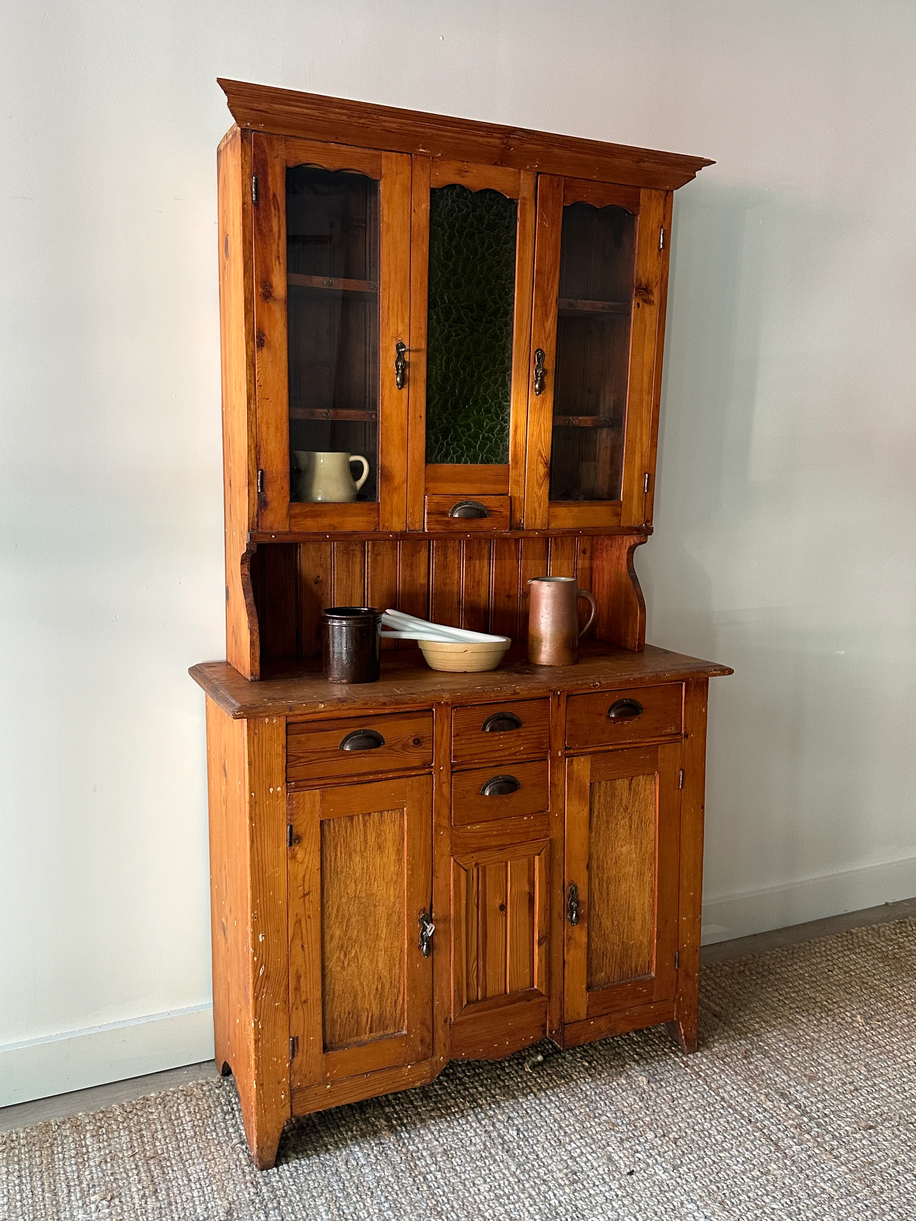 Pine hutch - Image 6