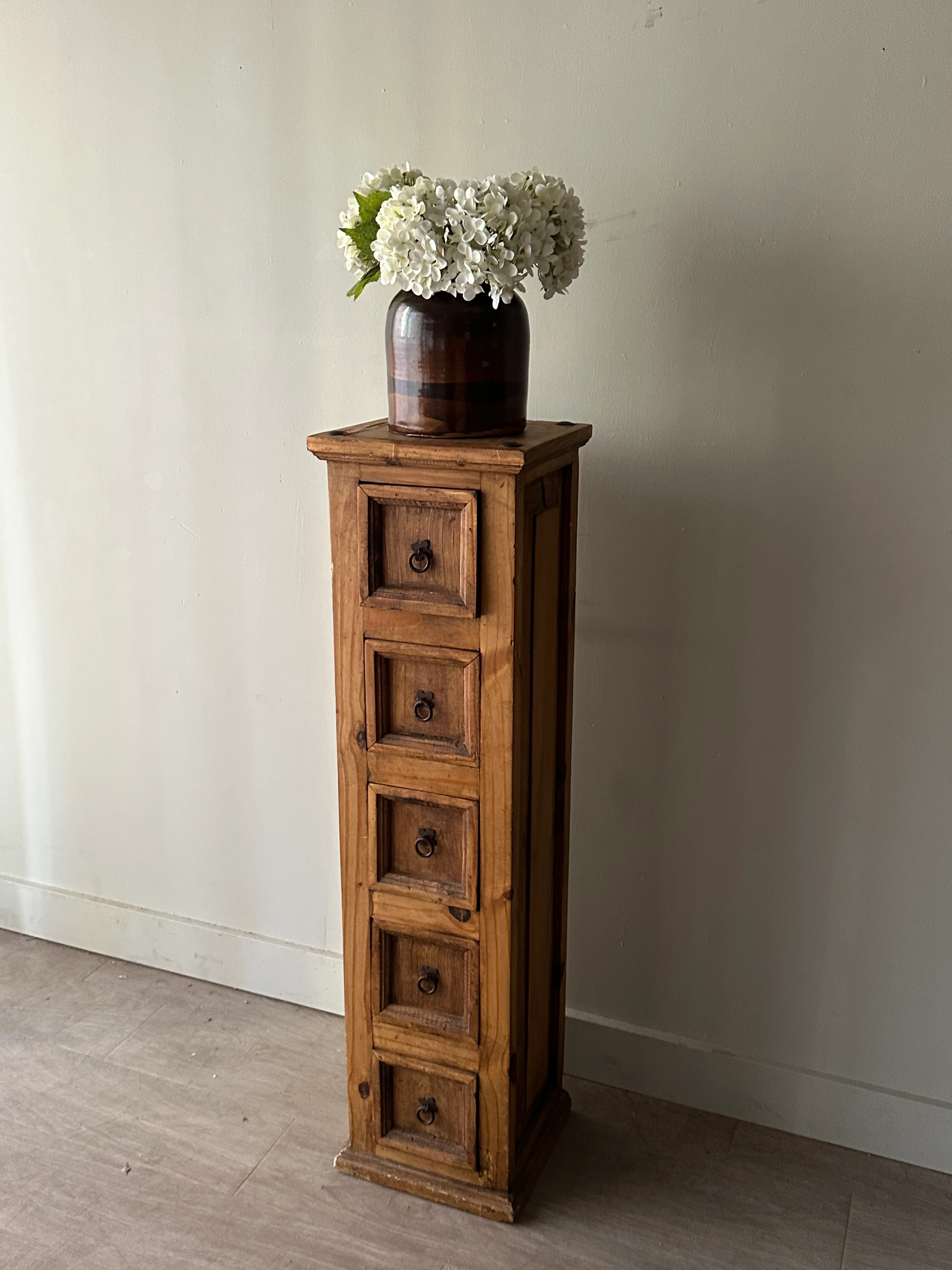Pine pedestal - Image 3