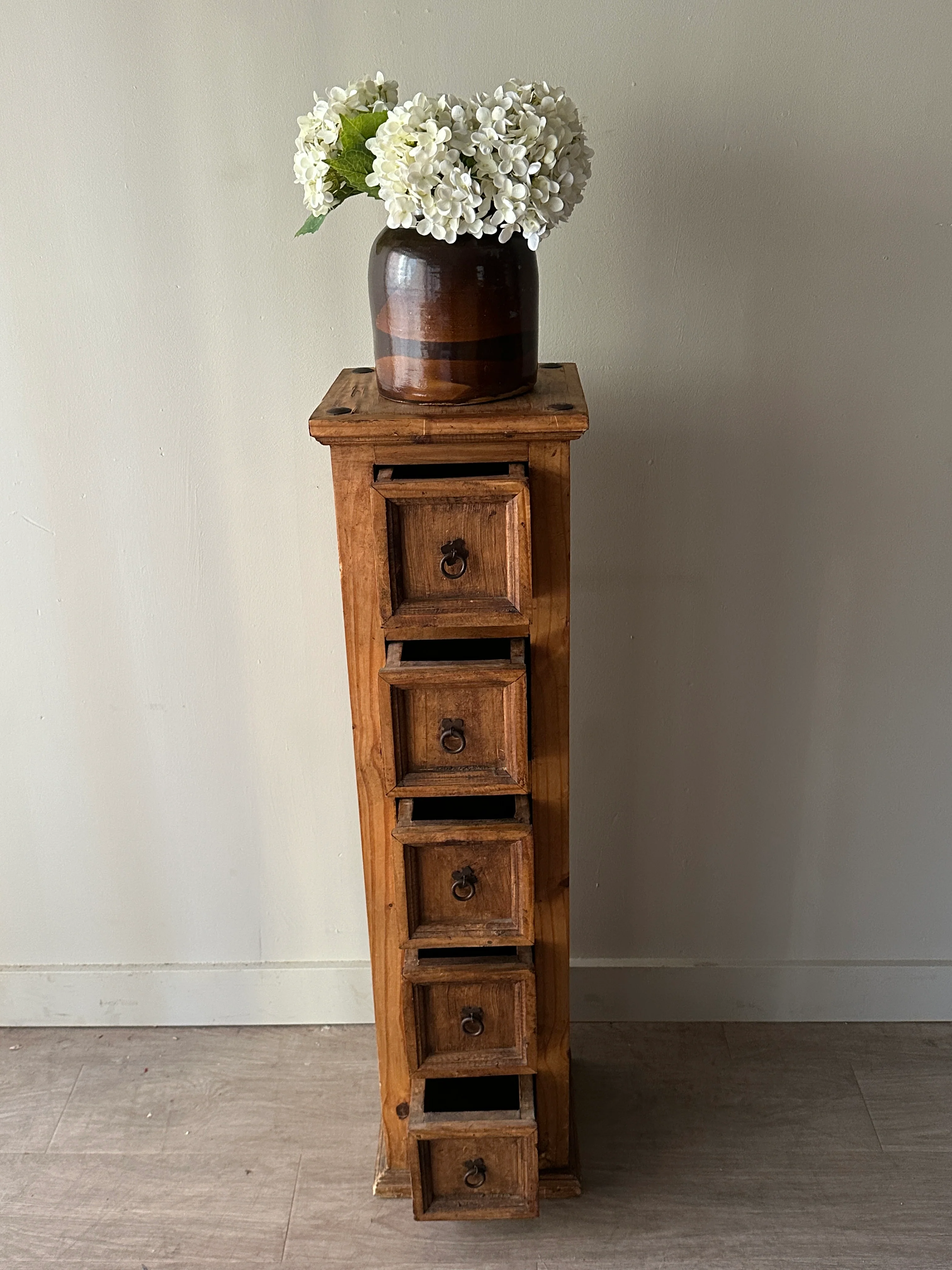 Pine pedestal - Image 4