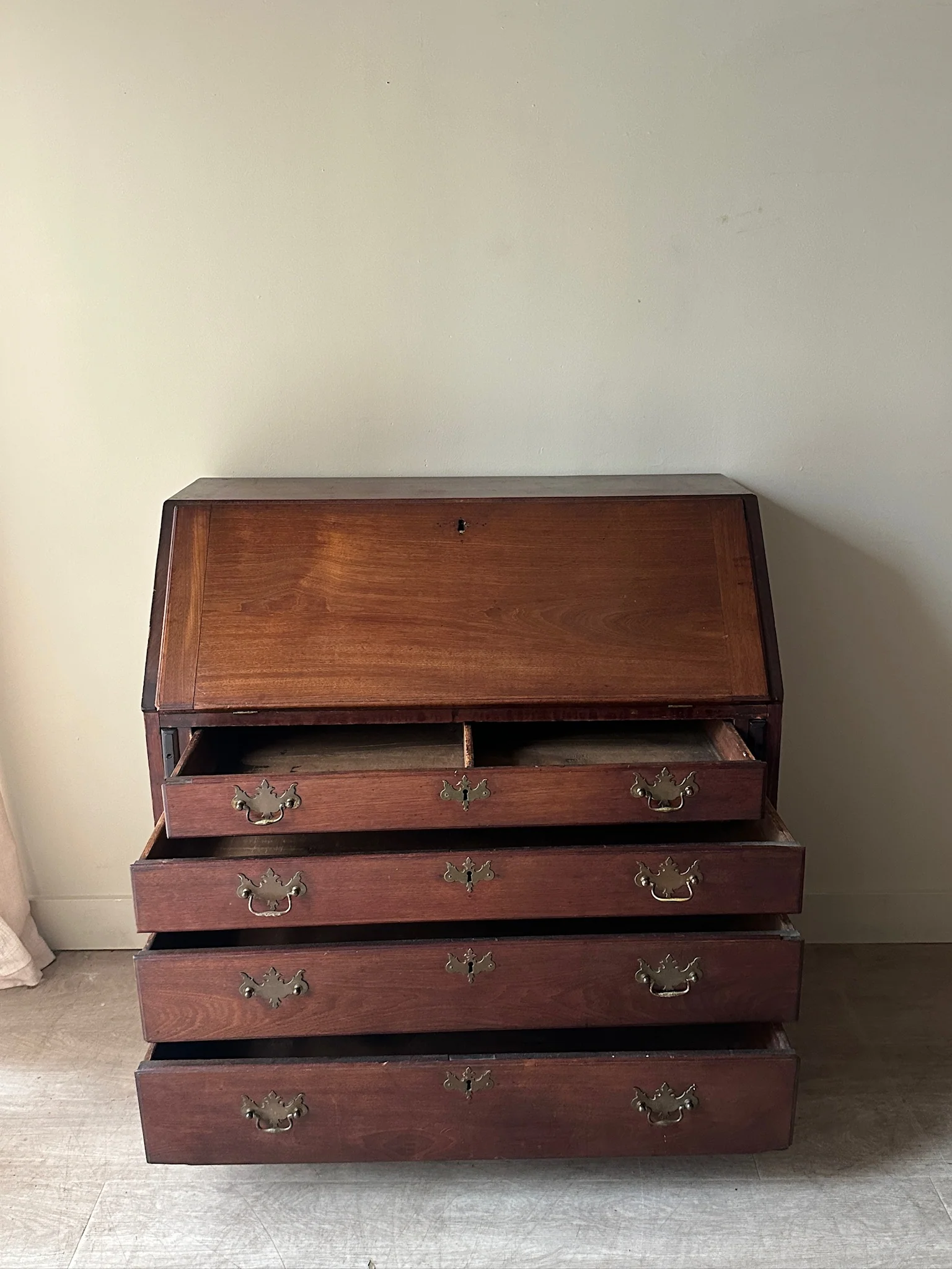 Pine secretary dresser - Image 5