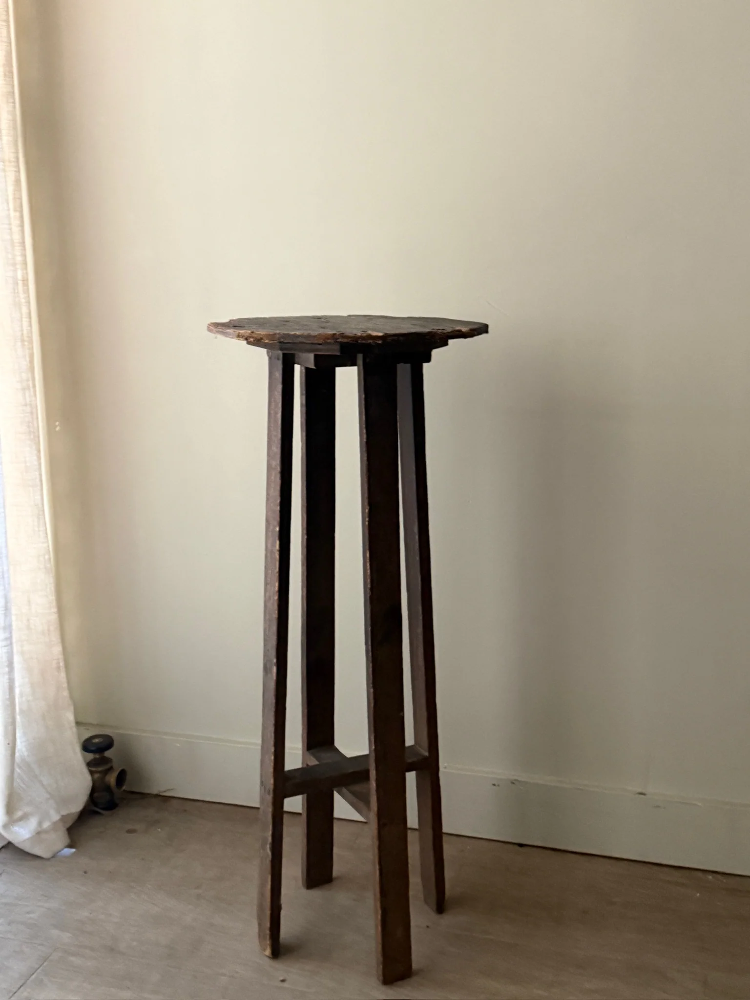 Pine stand - Image 2