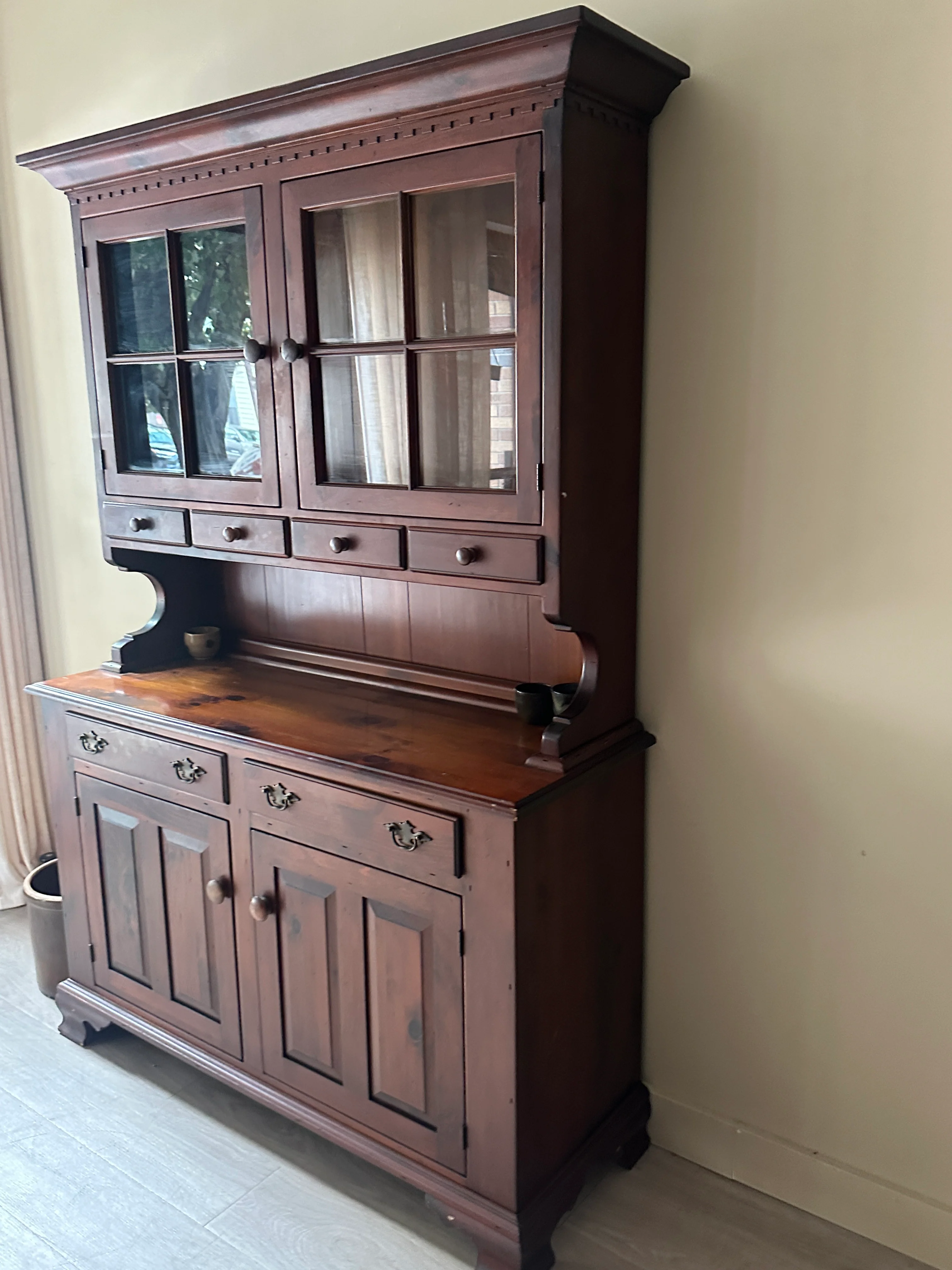 Pine two piece hutch - Image 3