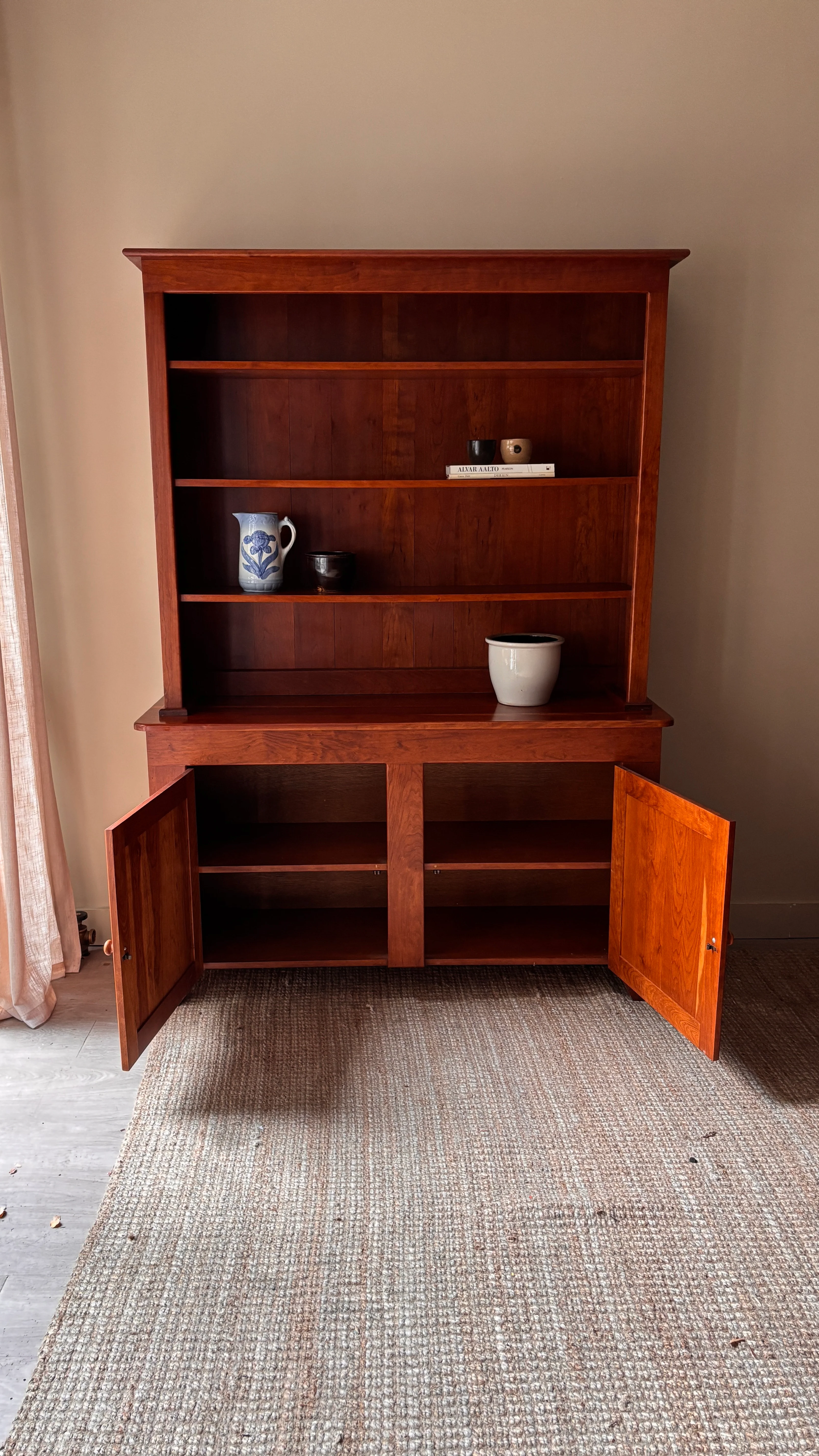 Pine two piece hutch - Image 5