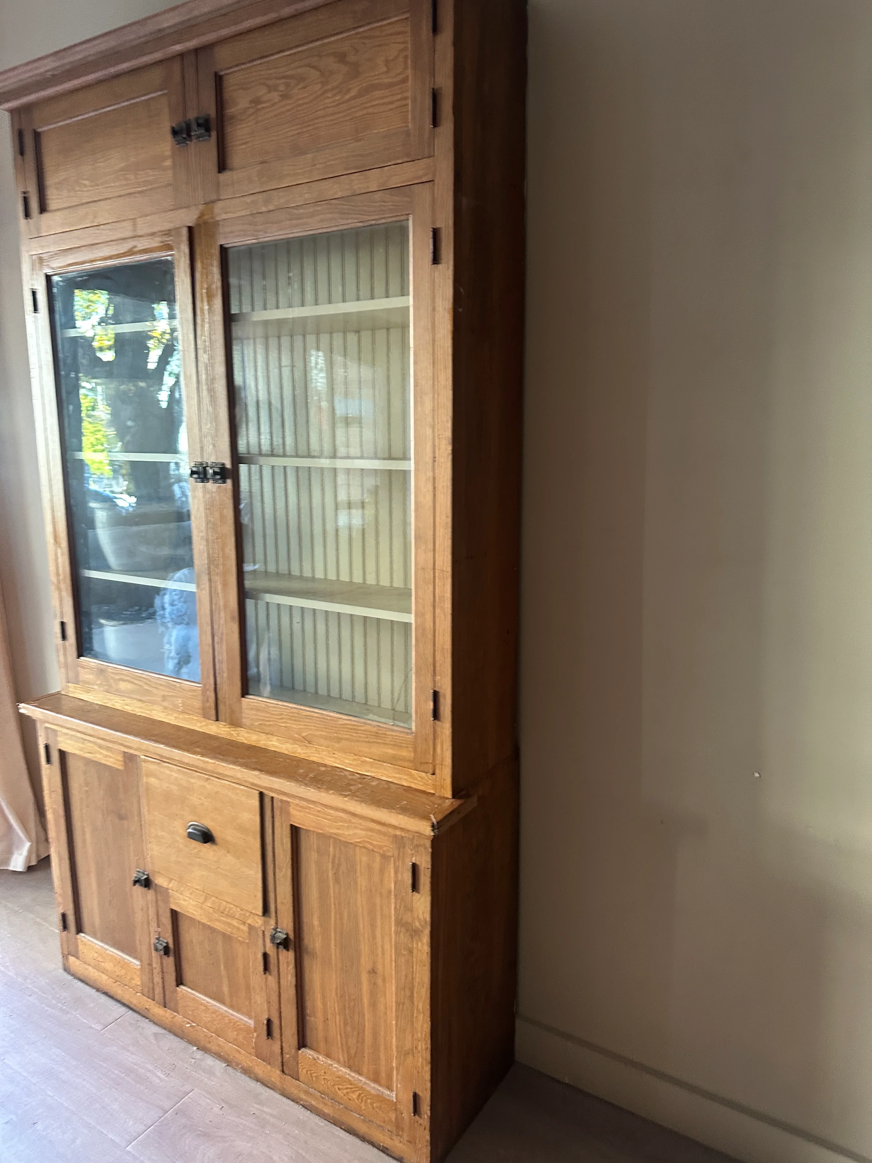 Pine two piece hutch - Image 3
