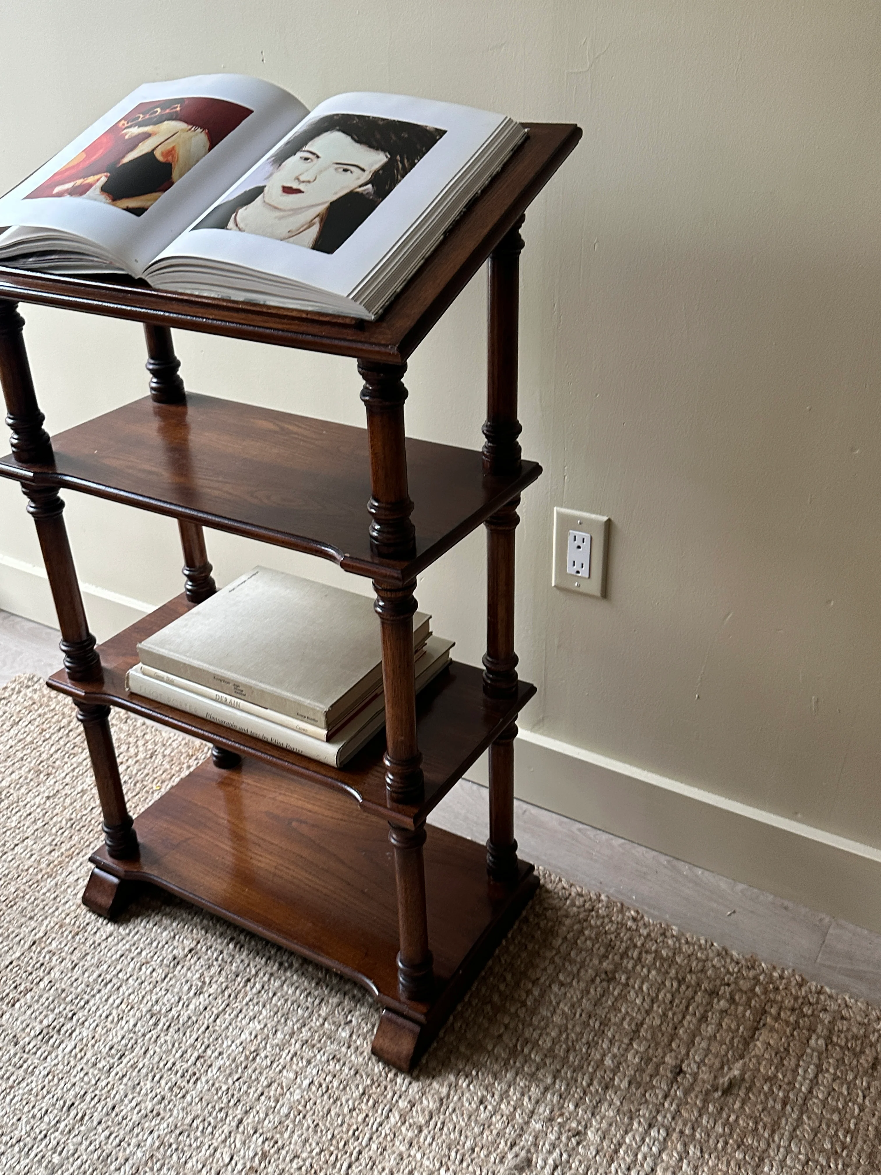 Podium shelf - Image 3