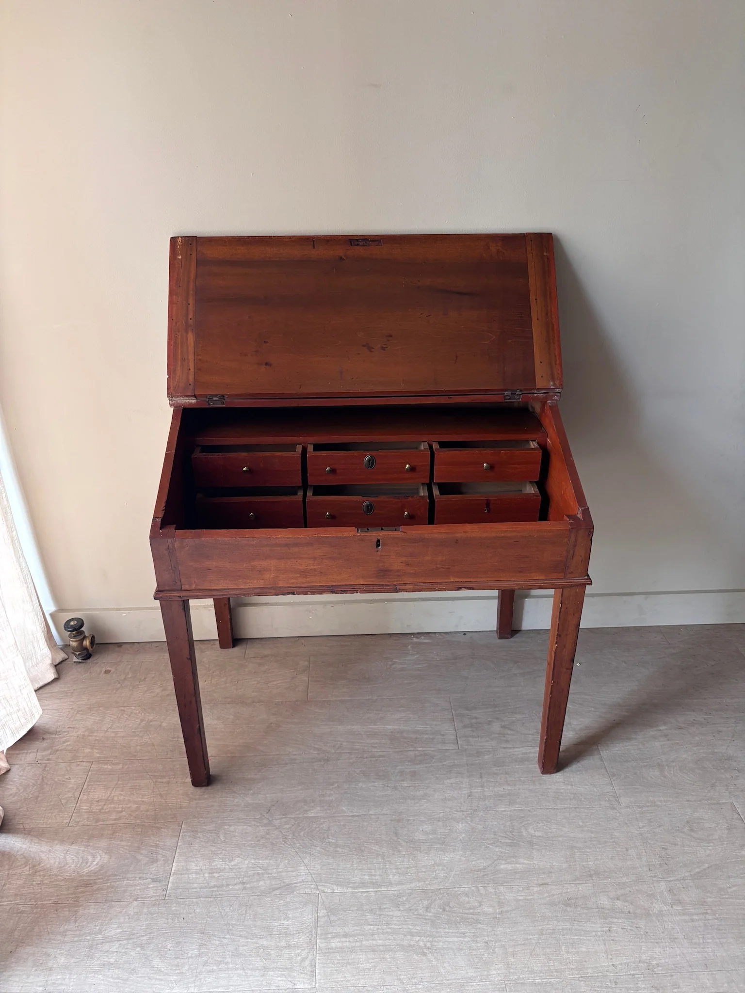 Poplar merchants desk - Image 5
