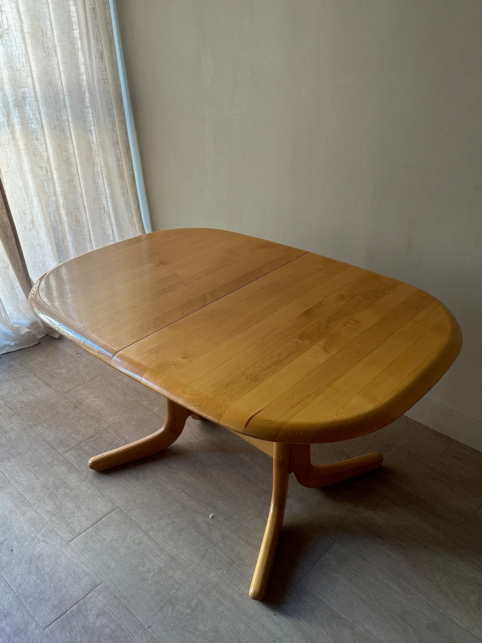 Rainer Daumiller extendable dining table - Image 4