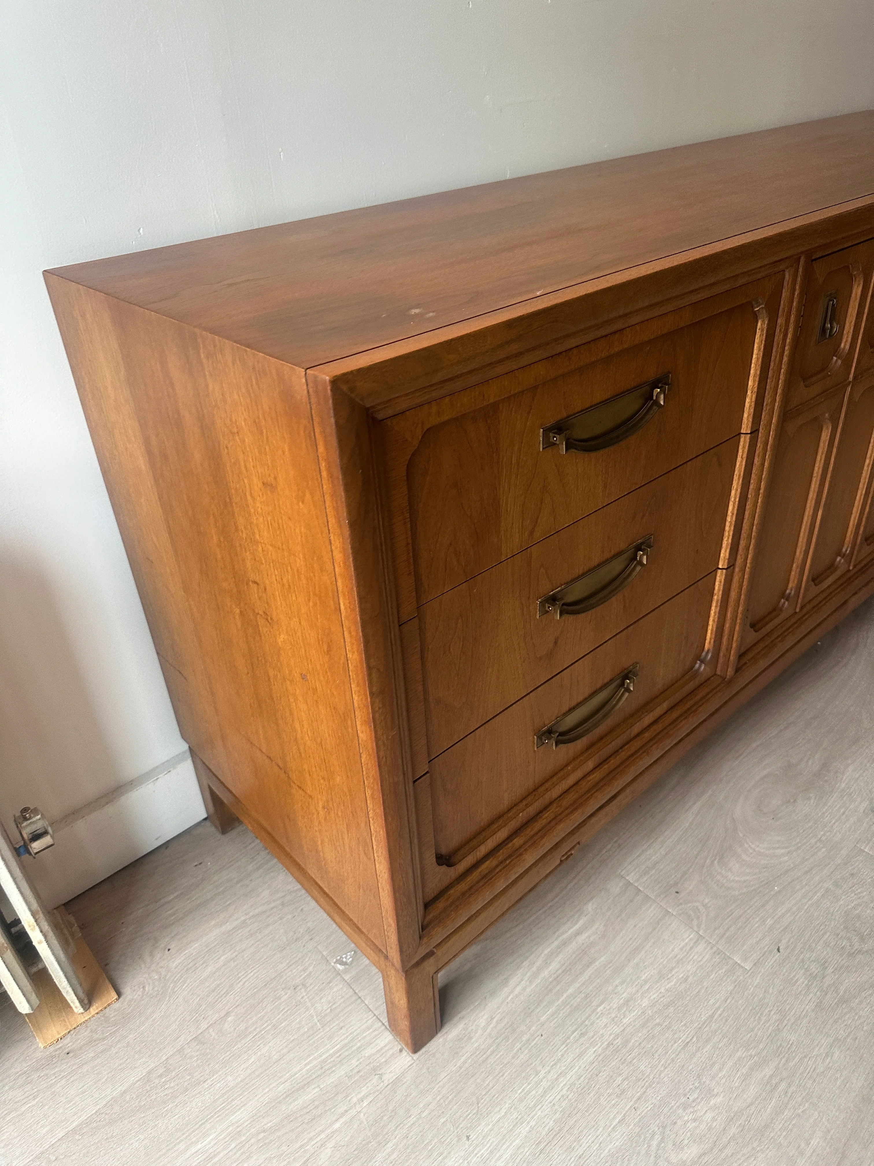 Red Lion walnut dresser - Image 2