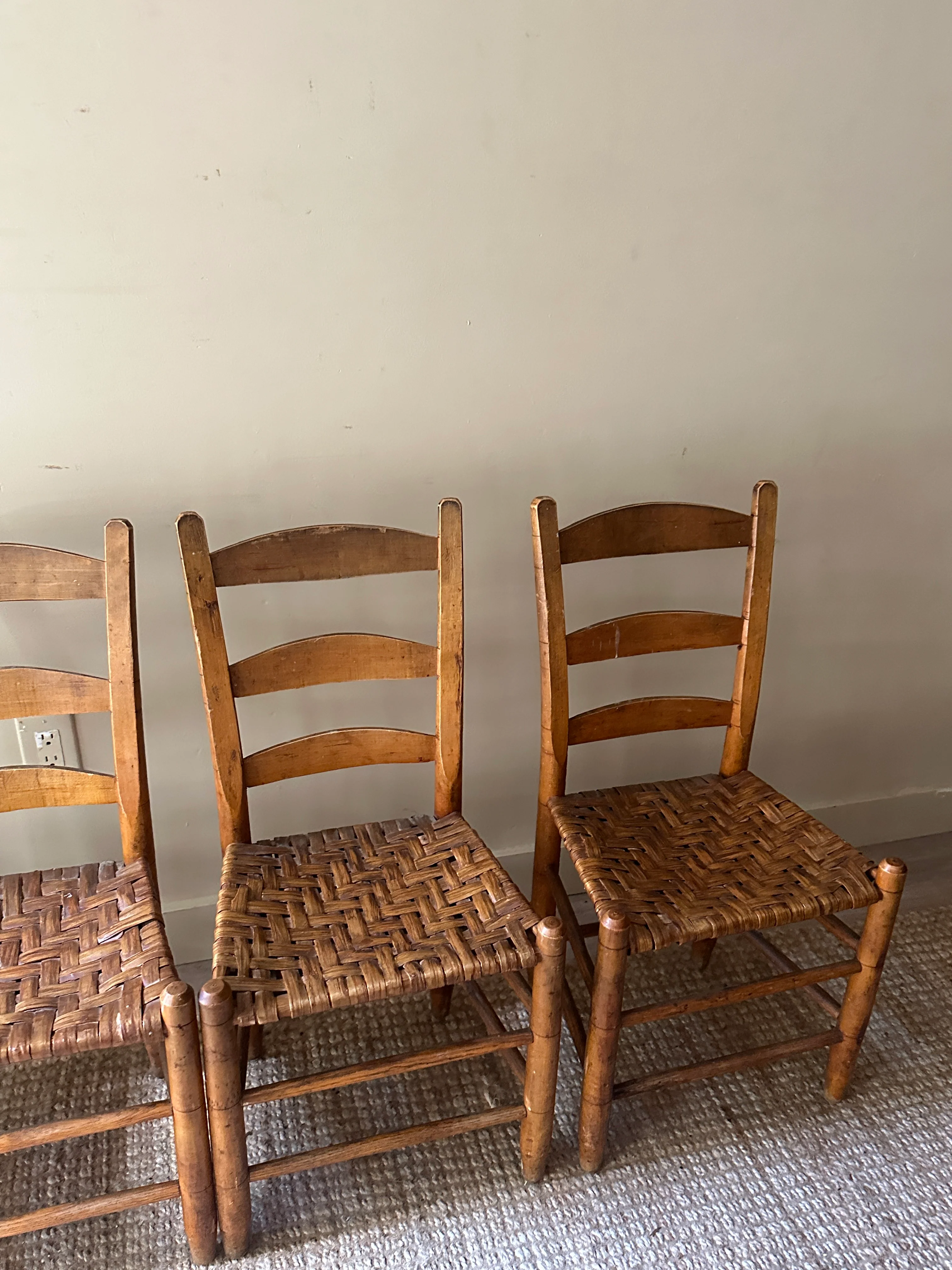Rush seat dining chairs. (set of 2) - Image 4