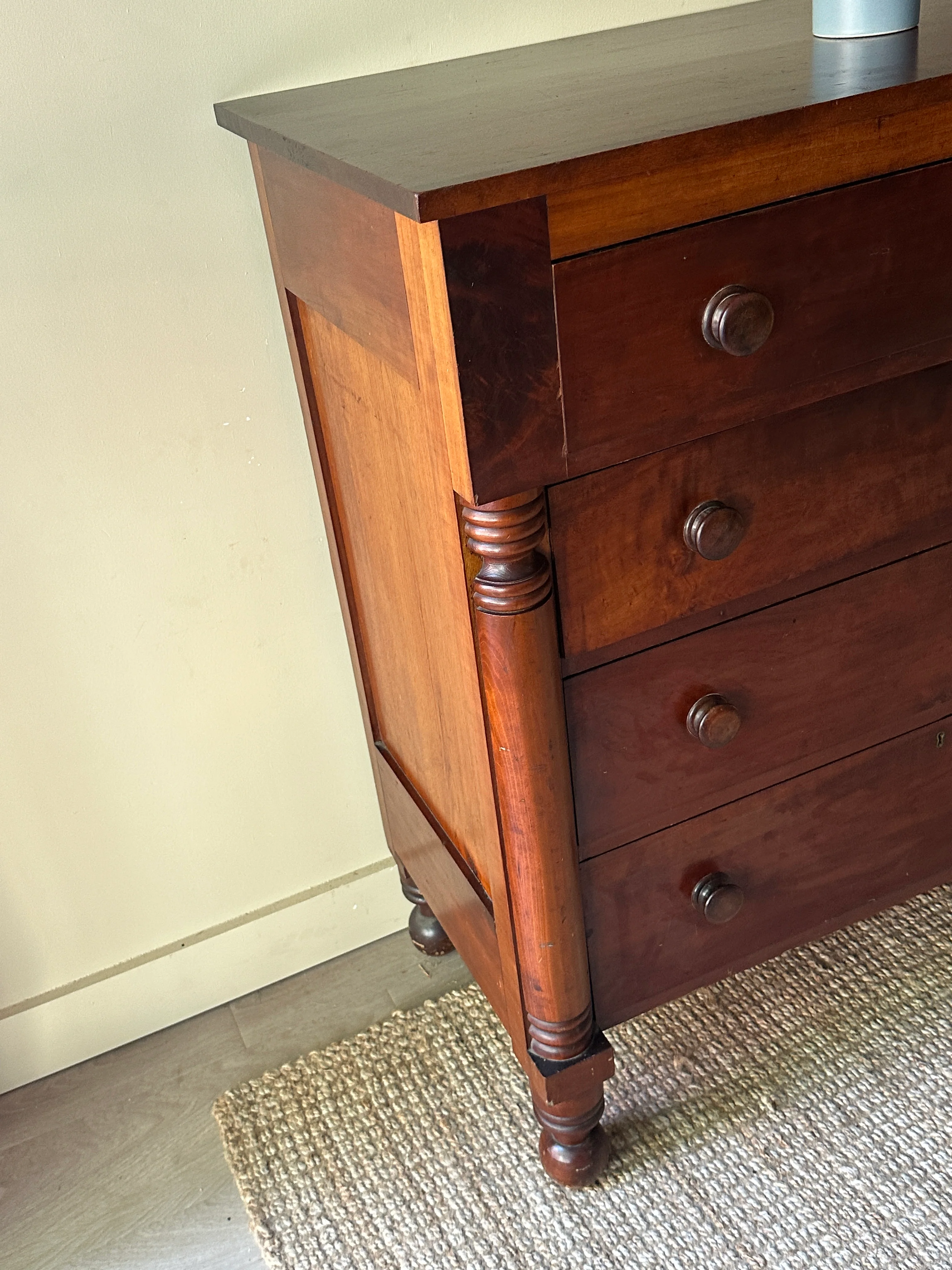 Sheraton cherry dresser - Image 3