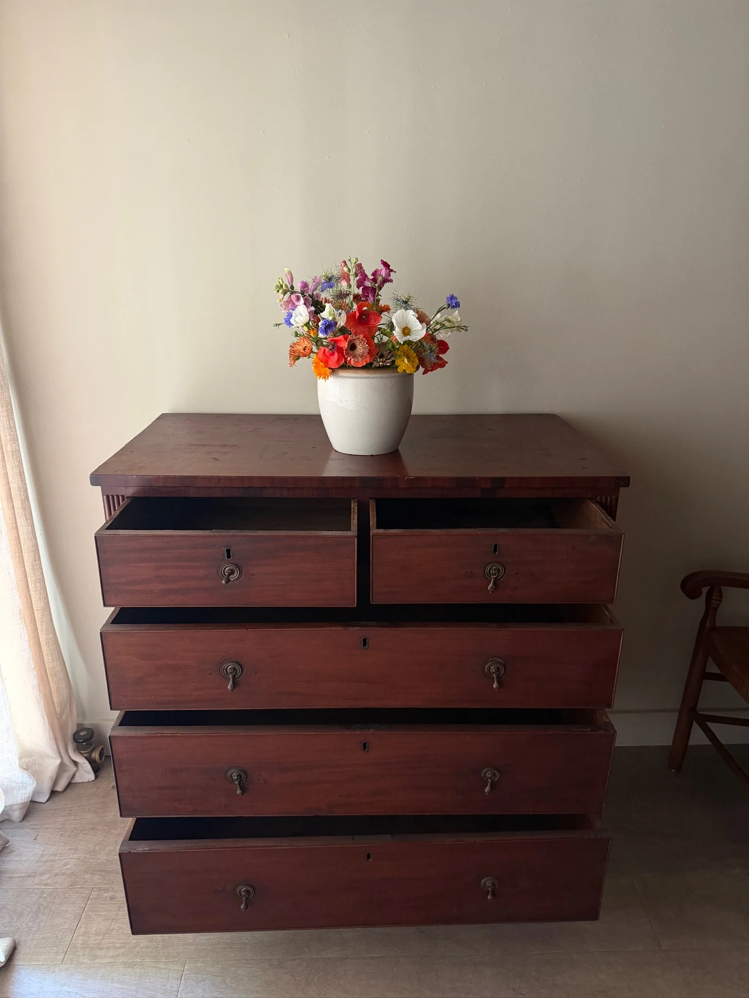 Sheraton mahogany dresser - Image 6