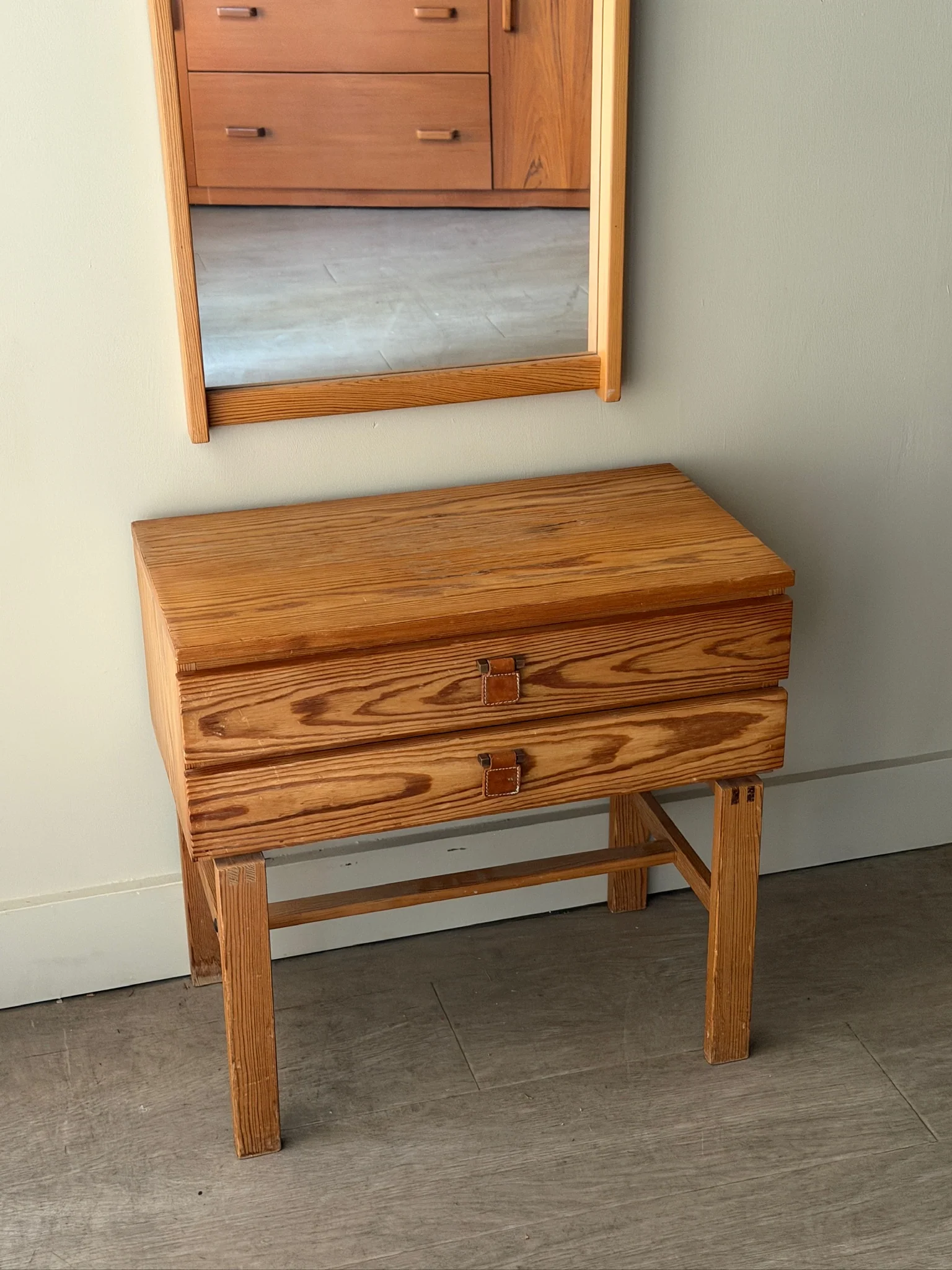 Sigurd Goransson pine console & mirror - Image 3
