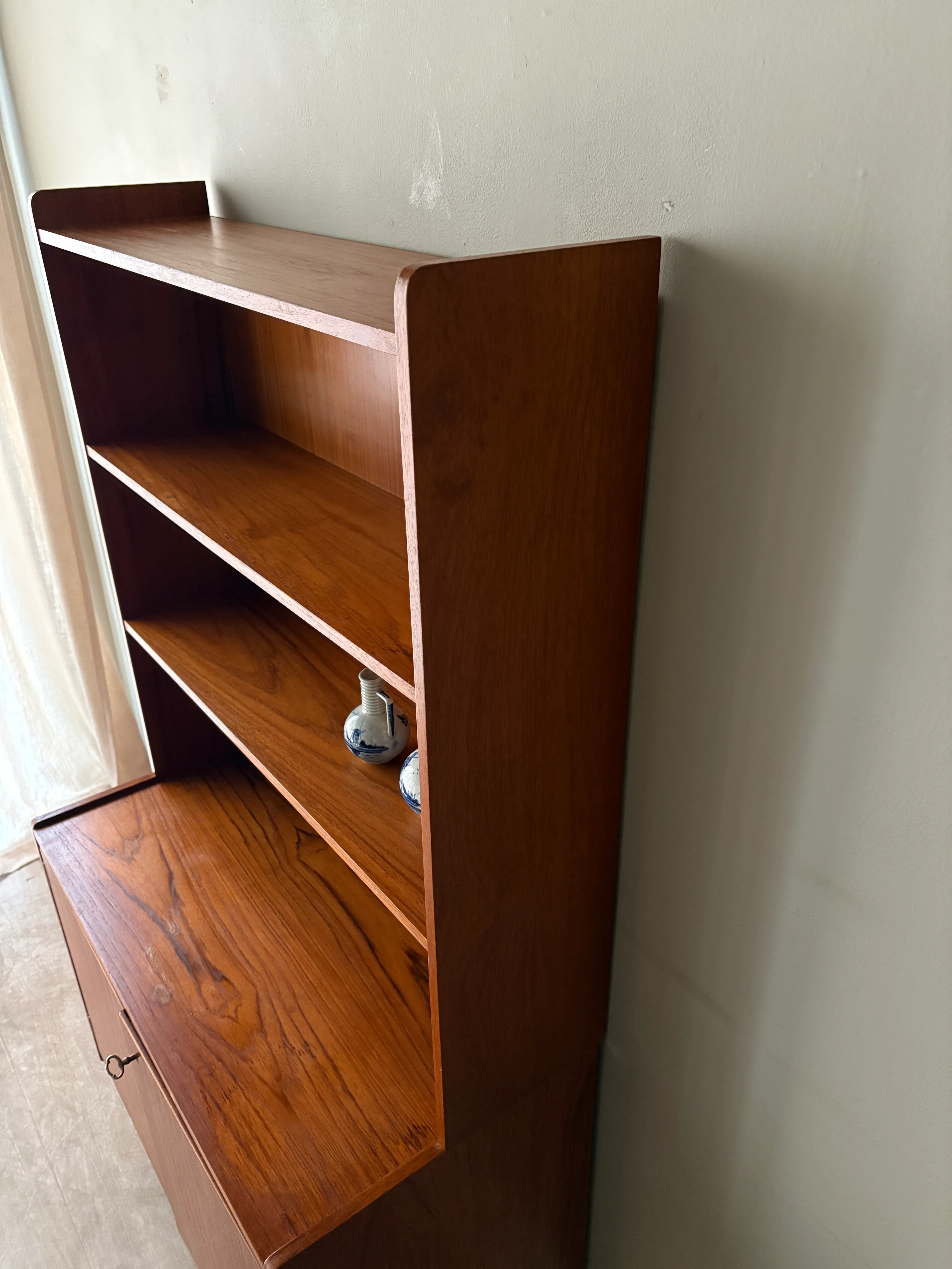 Small Danish teak bookcase cabinet - Image 5