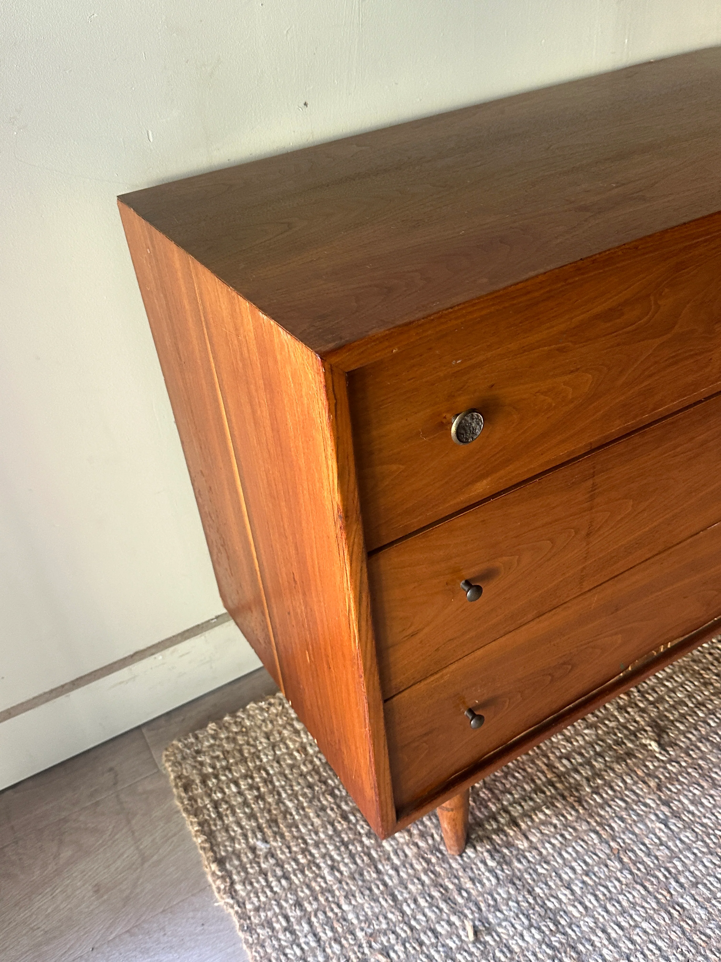 Small walnut dresser - Image 3